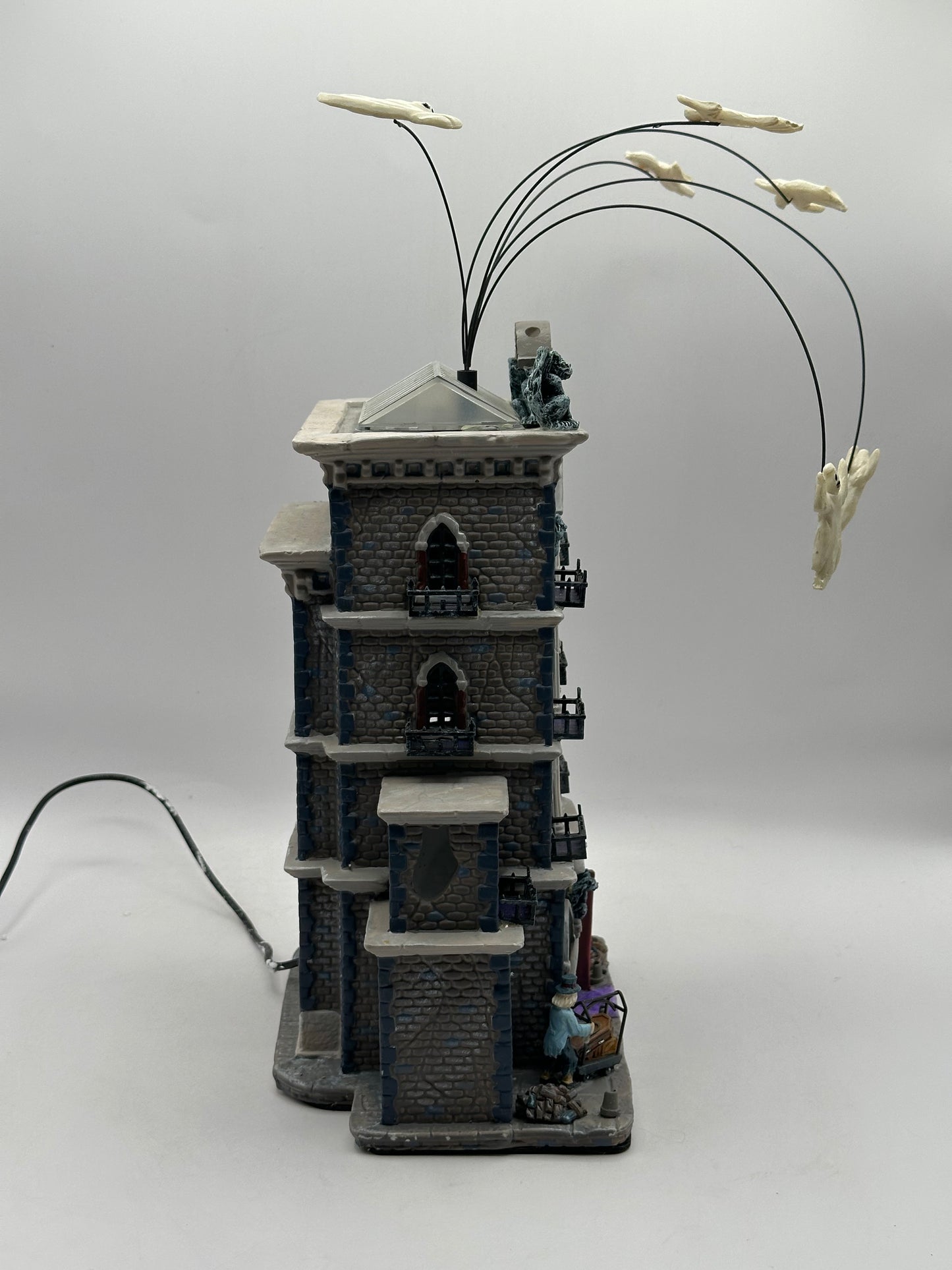 Lemax Spooky Town Grimm Hotel