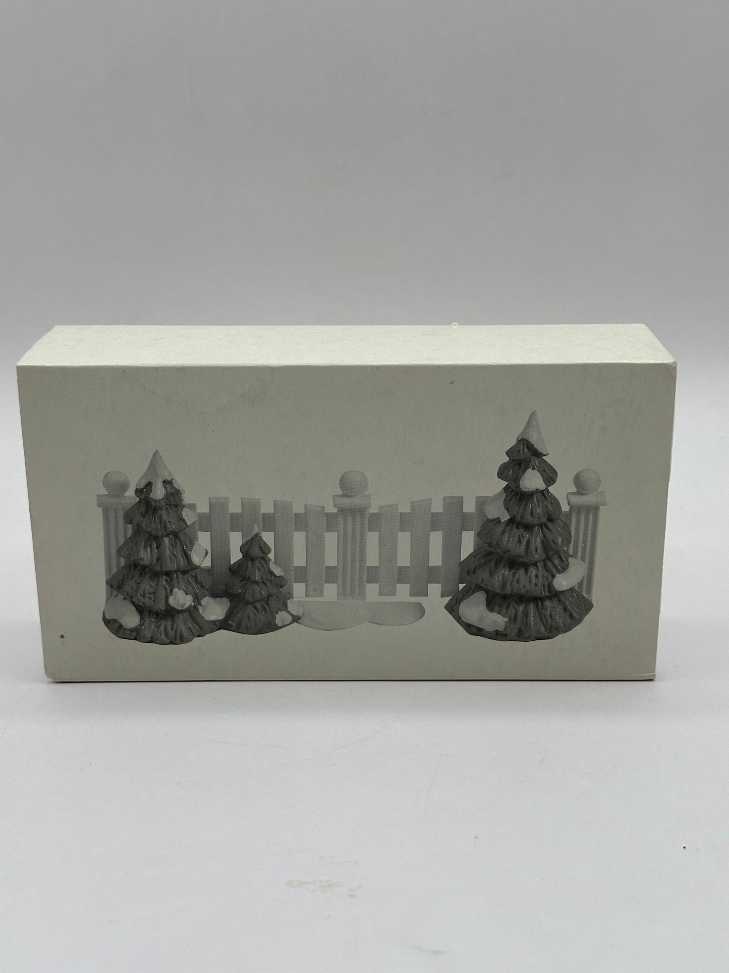 Department 56 - Frosty Tree-Lined Picket Fence - Original Snow Village