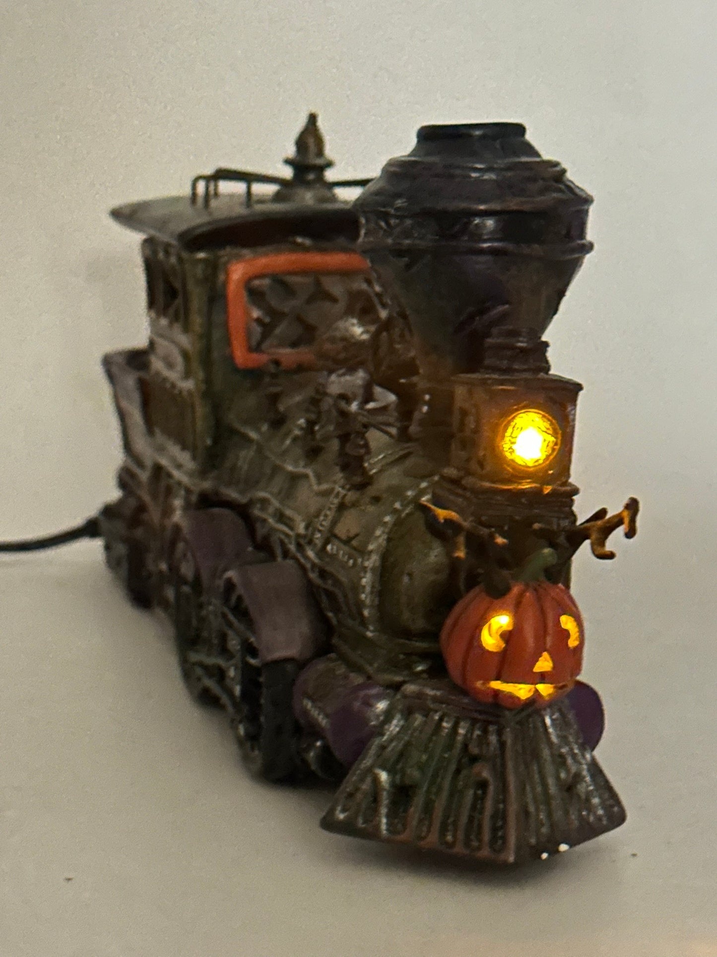 Department 56 - Haunted Rails Engine & Coal Car - Snow Village Halloween
