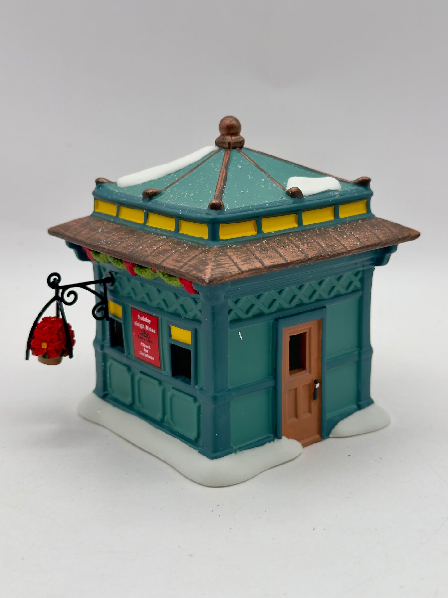 Department 56 - Classic Christmas Kiosk - Village Accessories