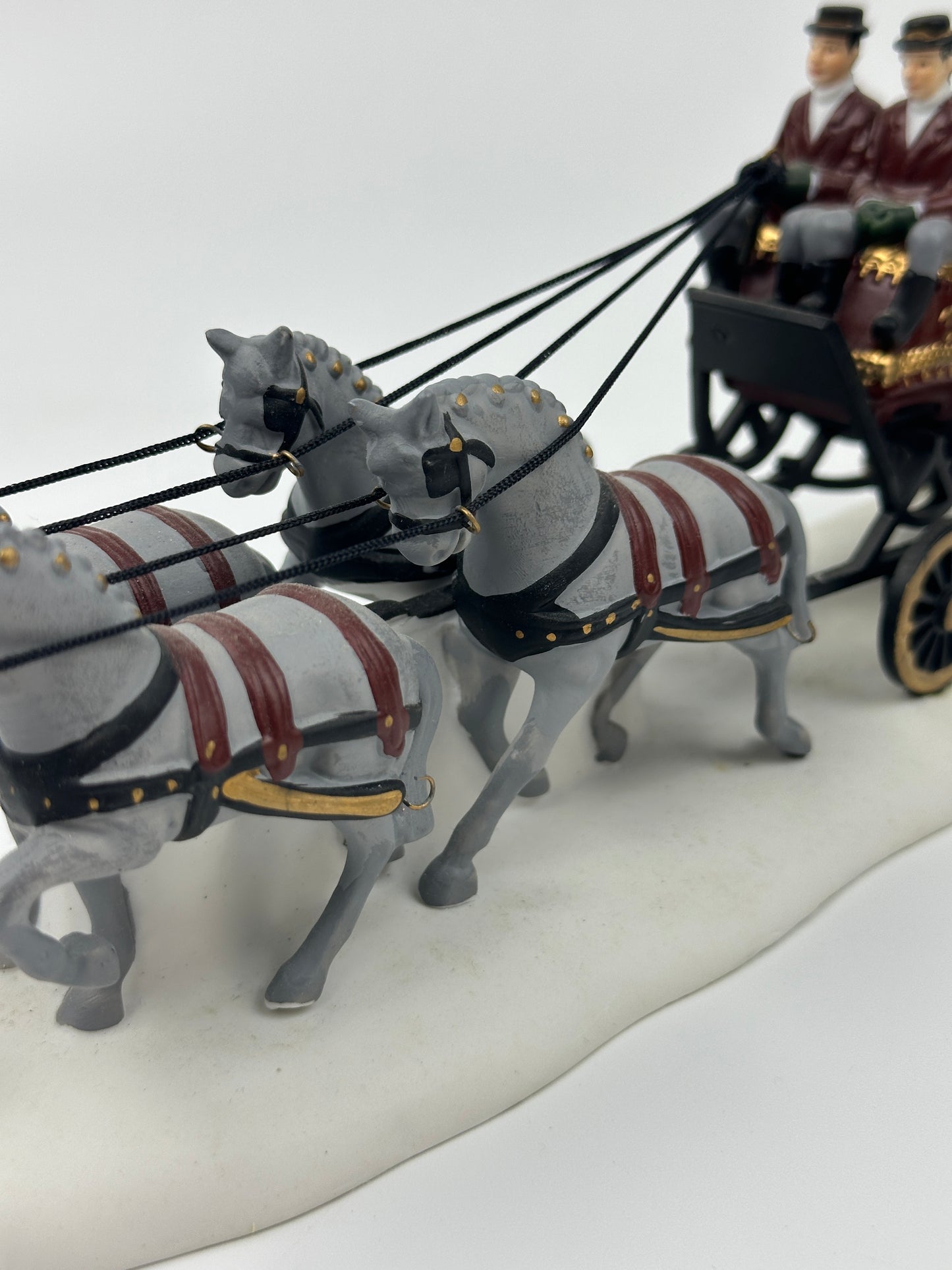 Department 56 - Royal Coach - Dickens' Village