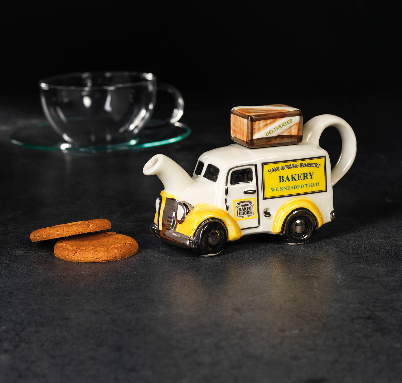 Carters of Suffolk - One Cup Bakers Van - Handmade Teapot