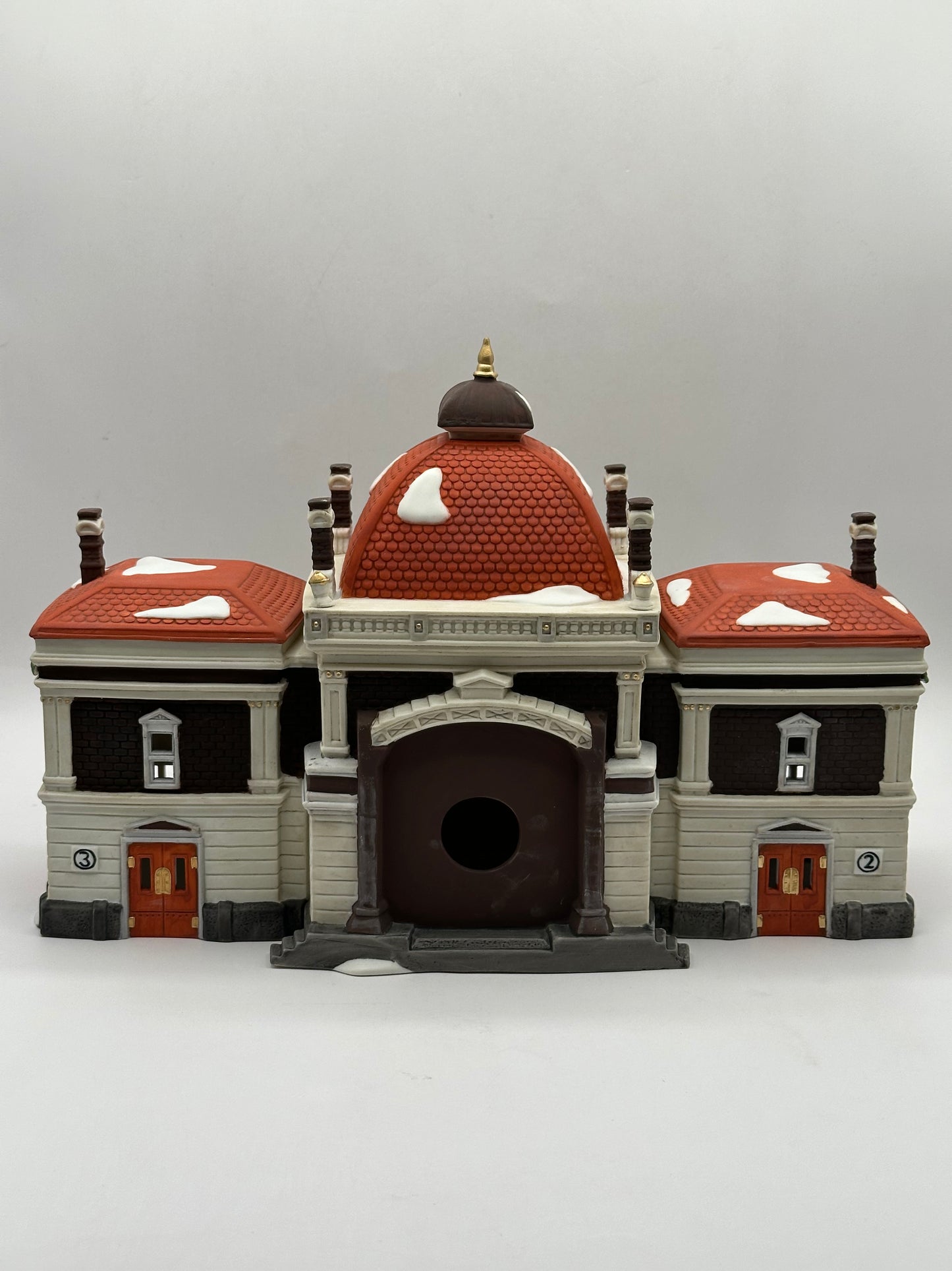 Department 56 - Victoria Station - Dickens' Village