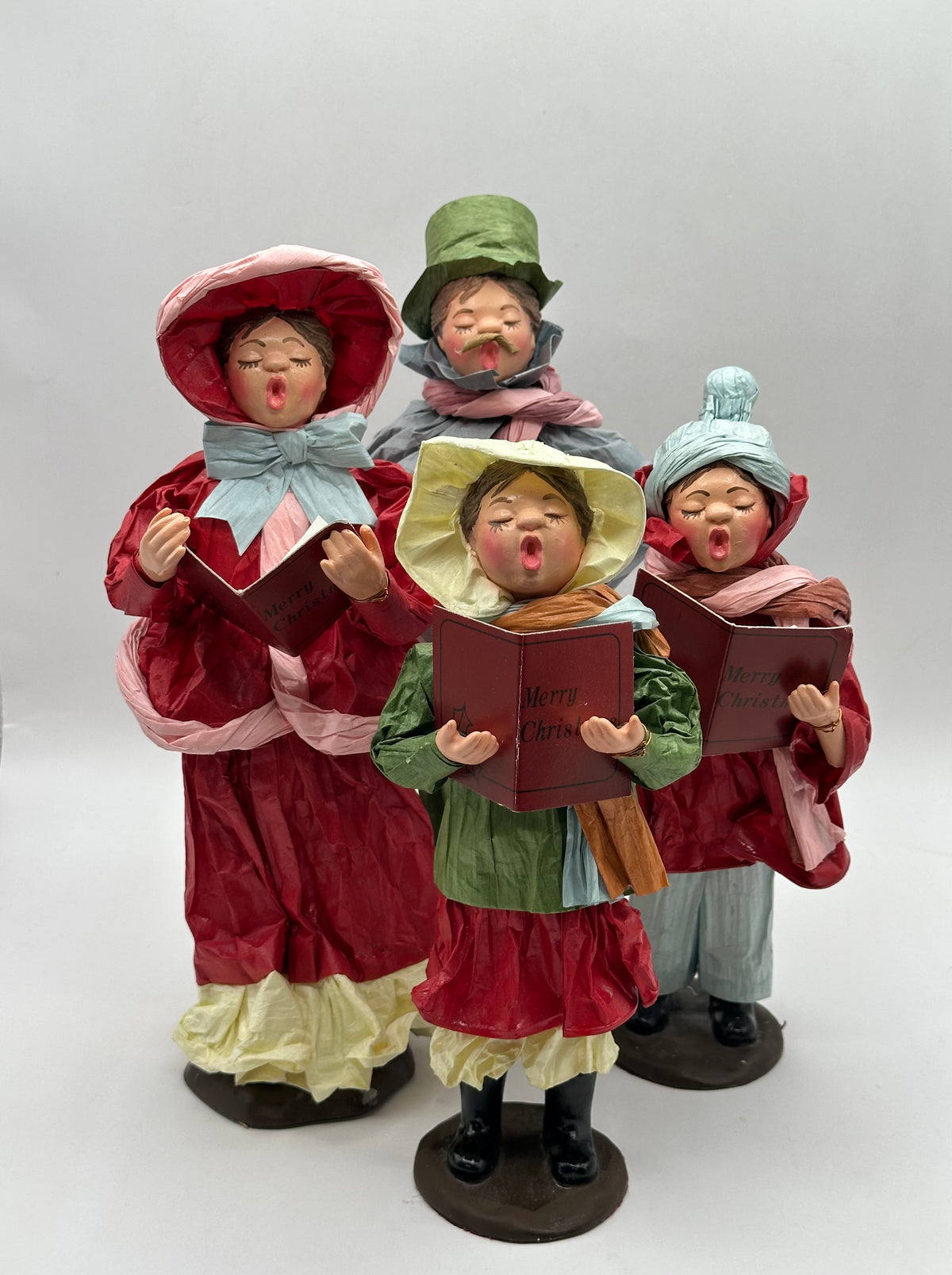 Vintage SAMECO Papier-Mâché Christmas Carolers, Set of 4