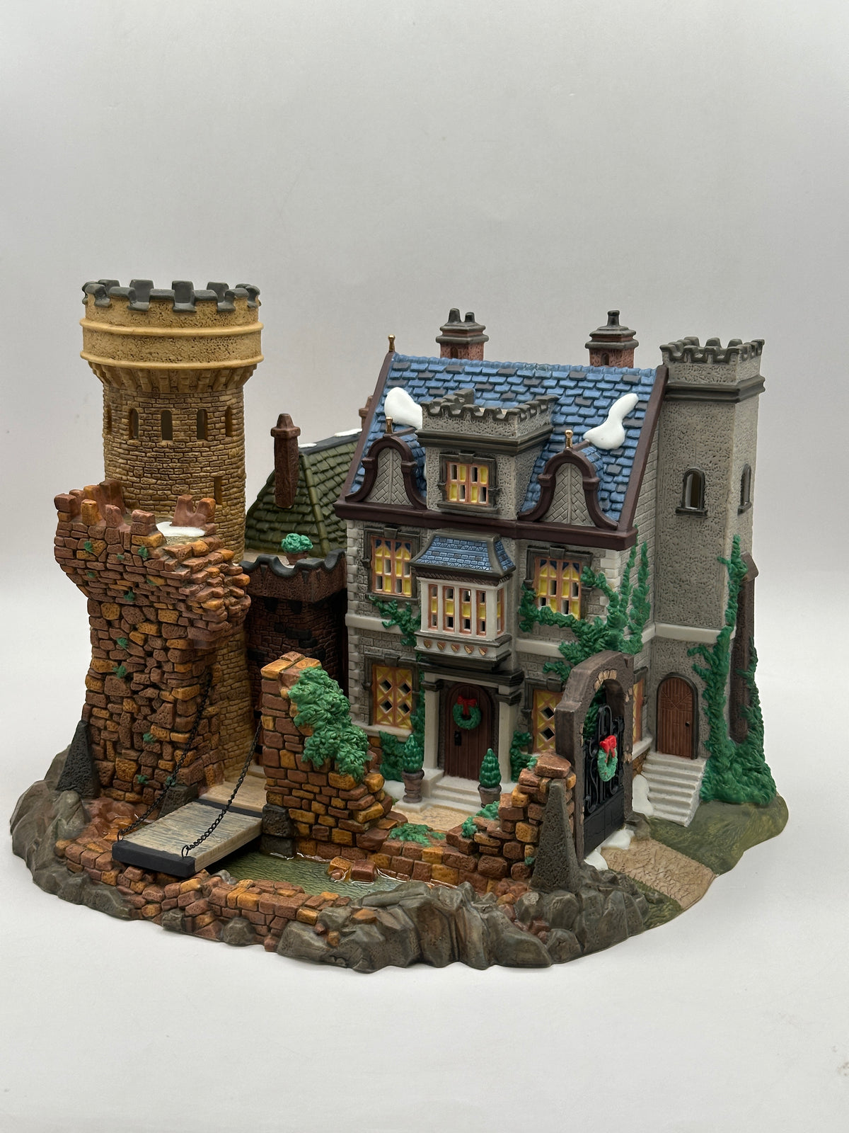Department 56 - Sheffield Manor - Dickens’ Village