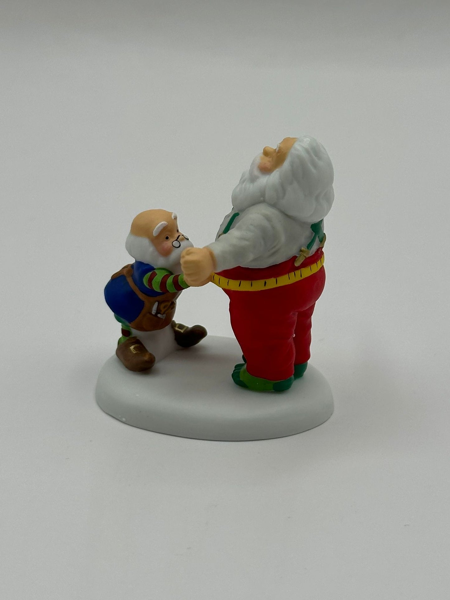 Department 56 - Just The Right Size, Santa! - North Pole Series