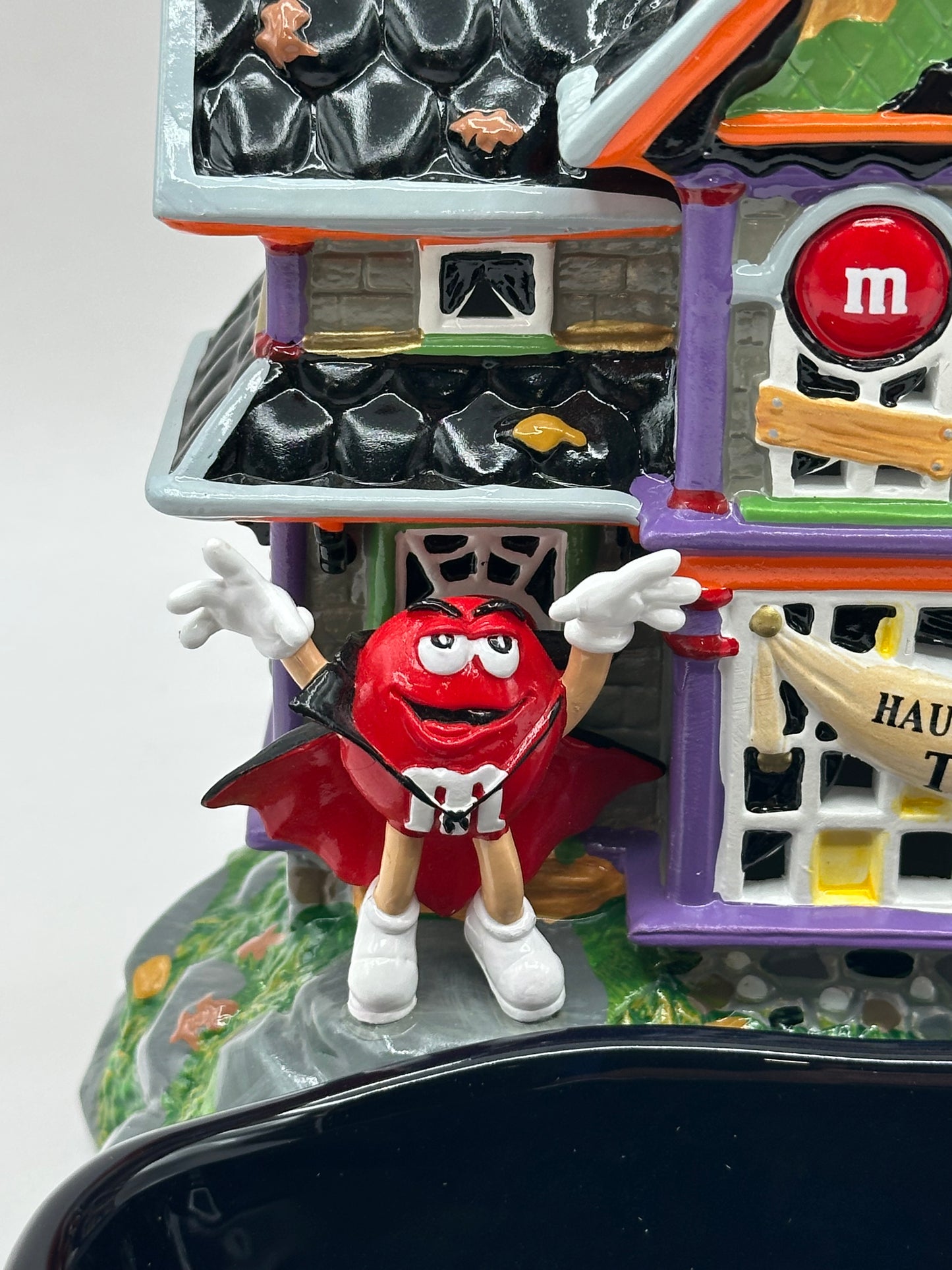 Department 56 - M&M's Haunted House Tours Lighted House & Candy Dish
