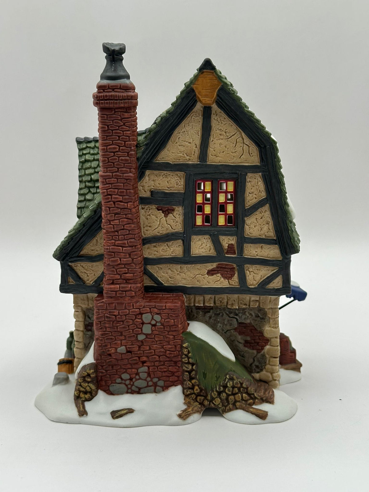 Department 56 - E. Tipler, Agent For Wine & Spirits - Dickens' Village