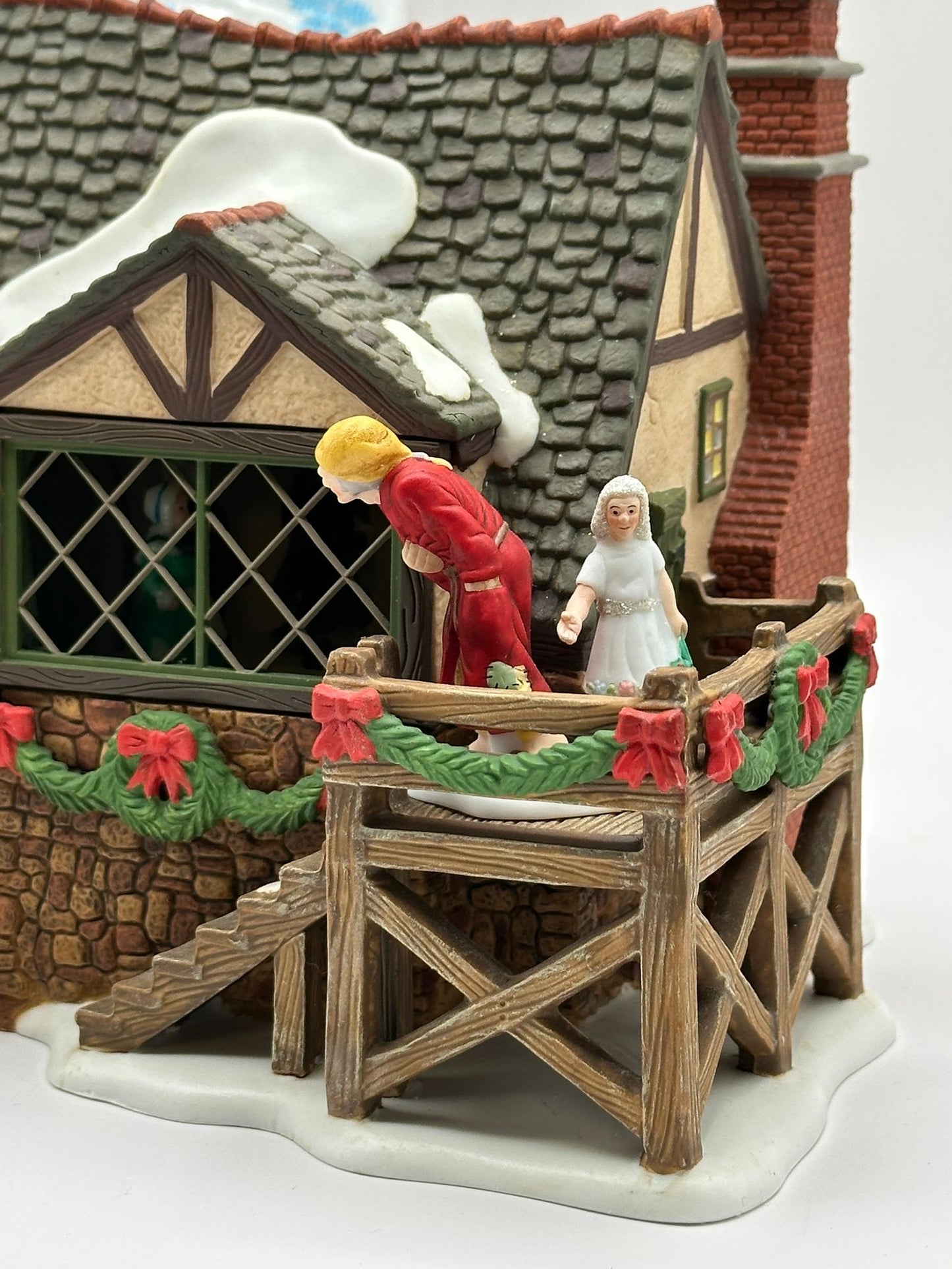 Department 56 - Fezziwig's Ballroom - Dickens' Village