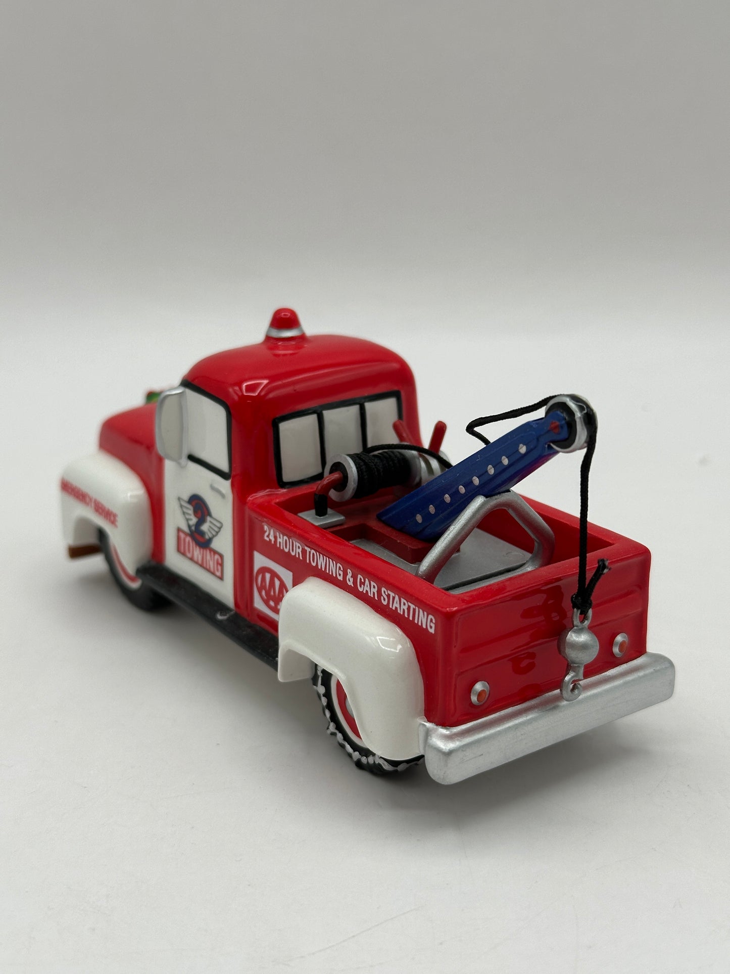 Department 56 - Village Service Vehicle - AAA Tow Truck - Original Snow Village