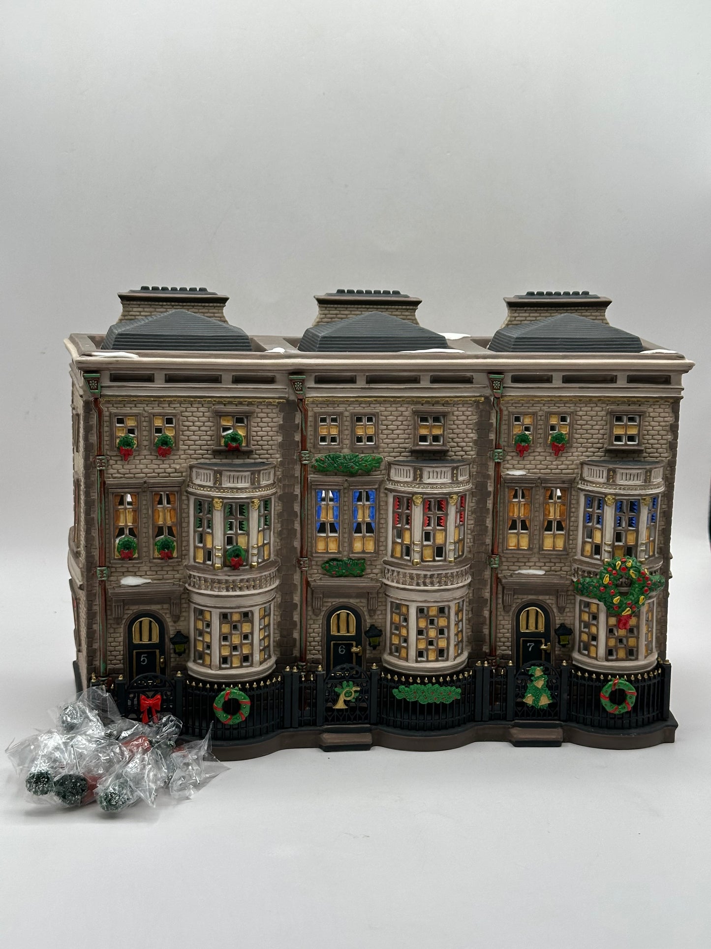 Department 56 - Mulberrie Court Brownstones - Dickens' Village