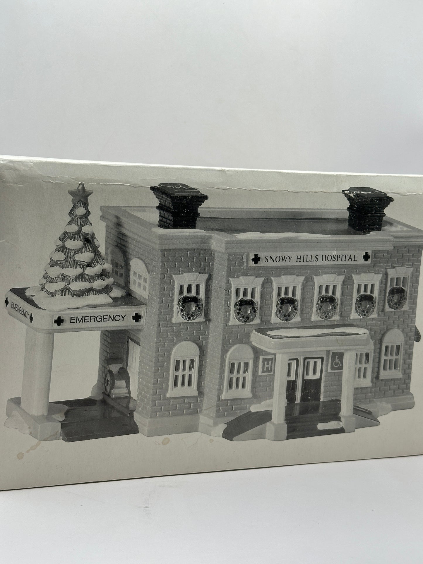 Department 56 - Snowy Hills Hospital - Original Snow Village