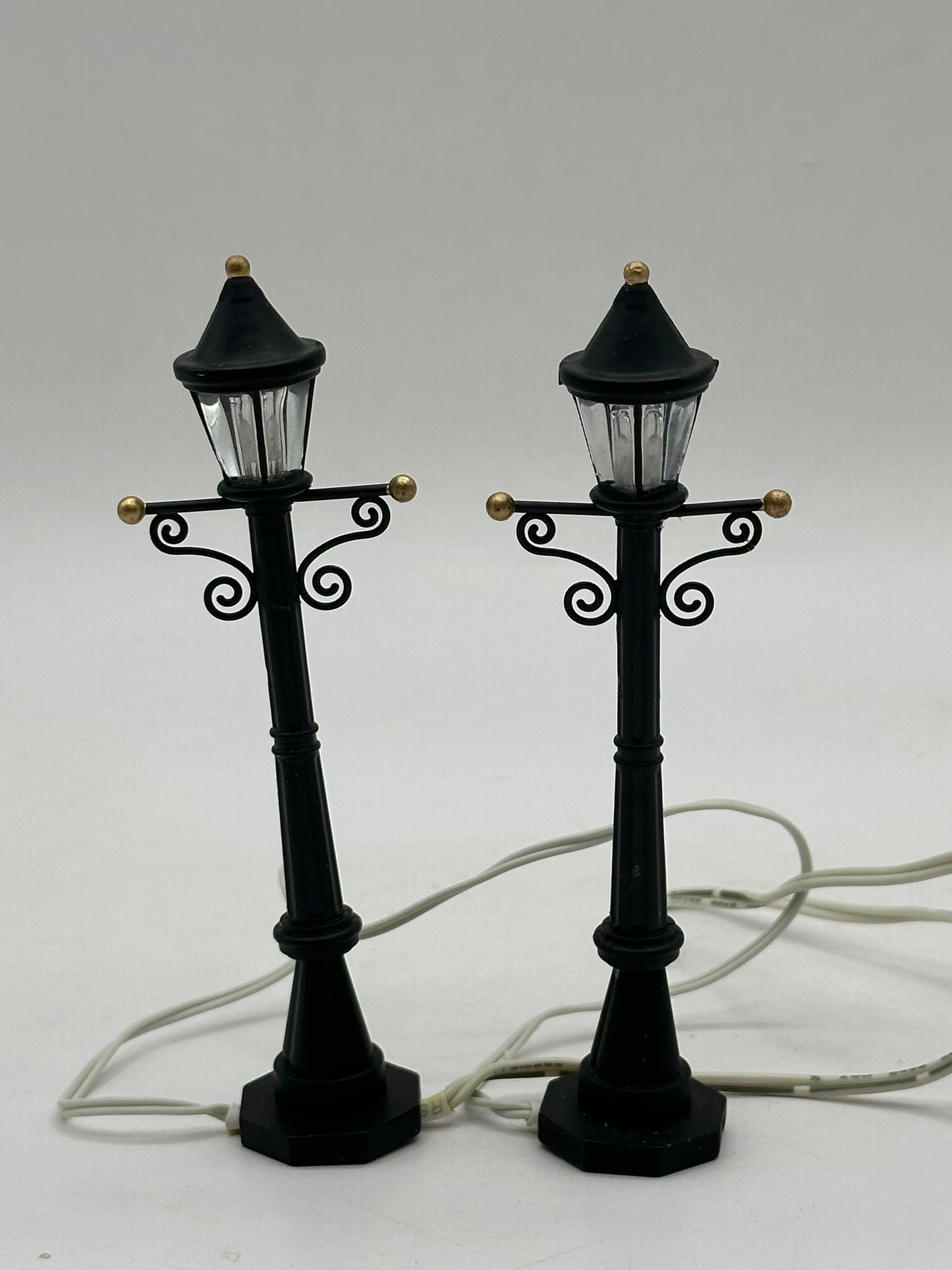 Department 56 - Uptown Street Lights - Village Accessories
