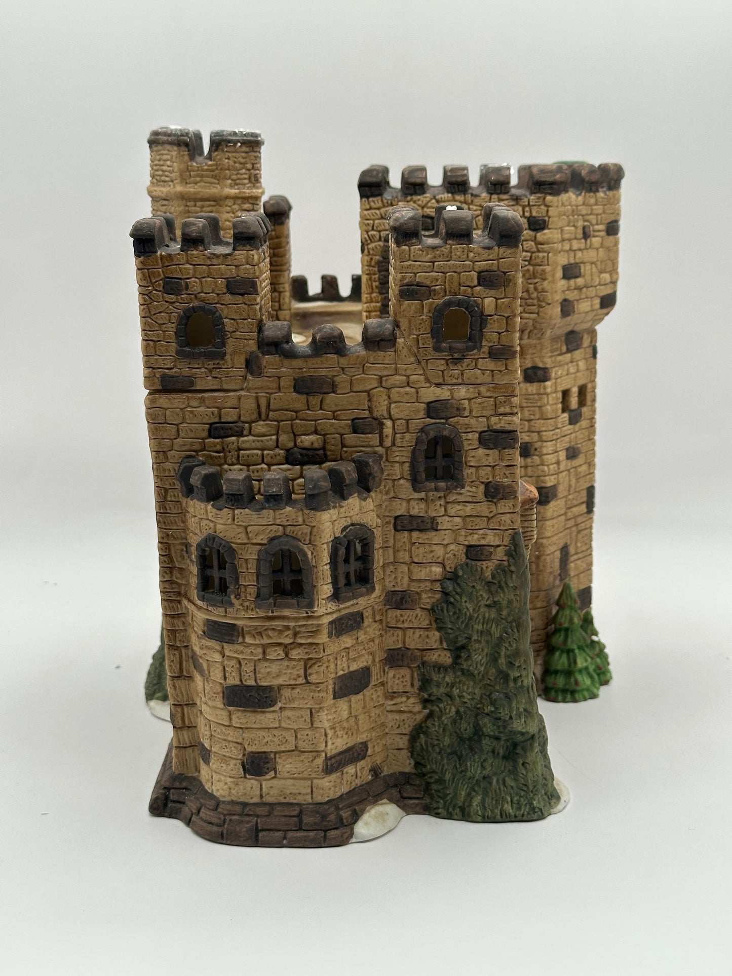 Department 56 - Kenilworth Castle - Dickens' Village