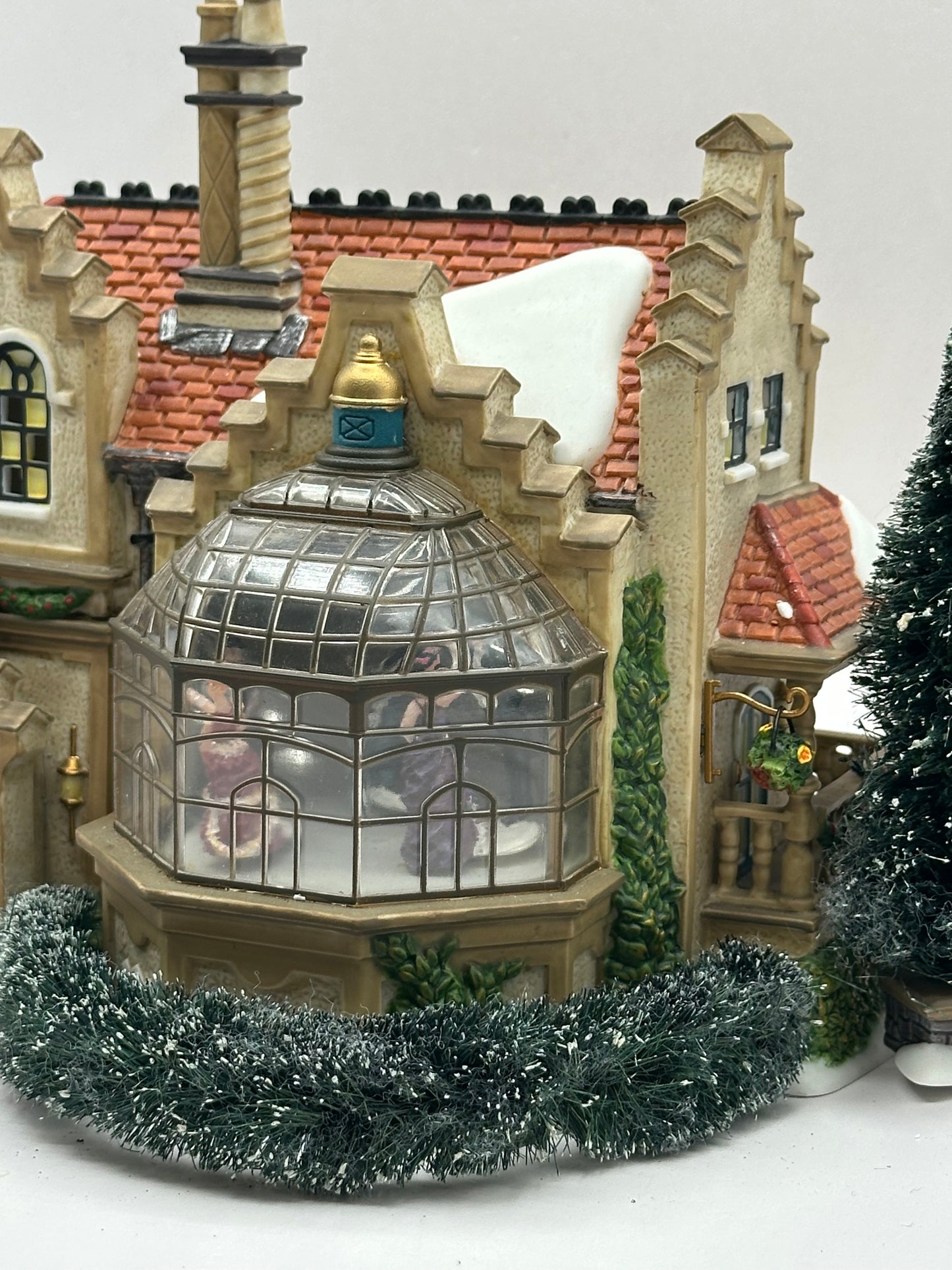 Department 56 - Christmas at Ashby Manor - Dickens' Village