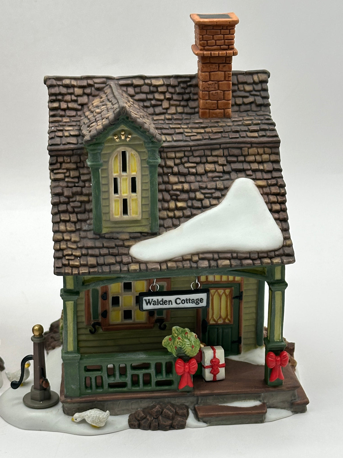 Department 56 - Warren Homestead & Walden Cottage - New England Village