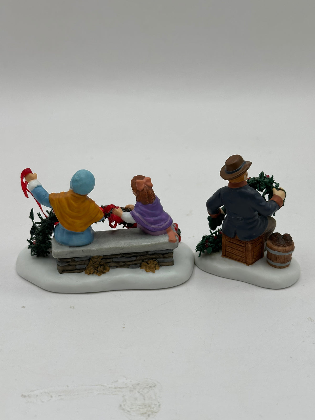 Department 56 - Decorating with Holiday Greenery - Dickens' Village