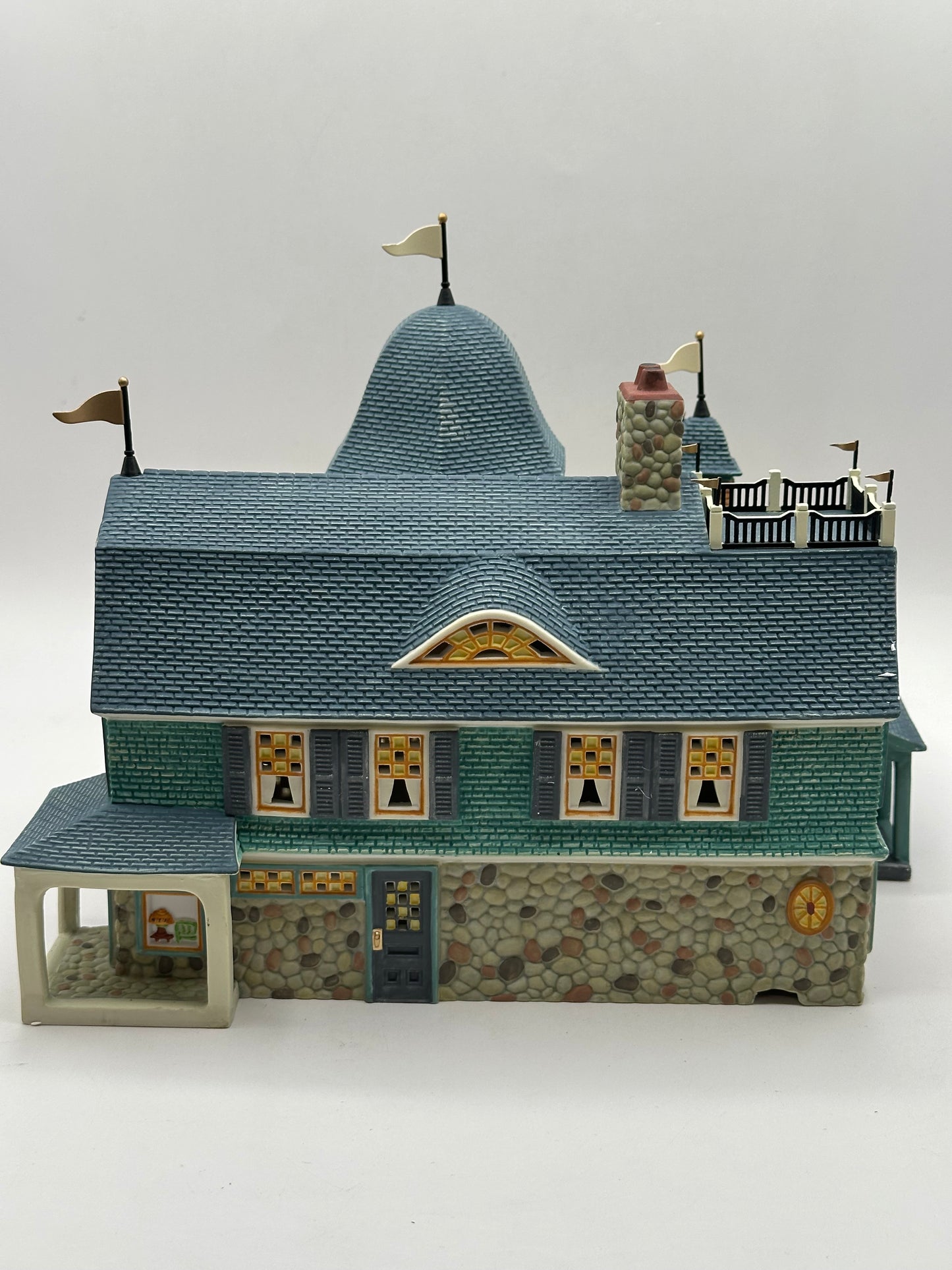 Department 56 - Bay Street Shops - Seasons Bay