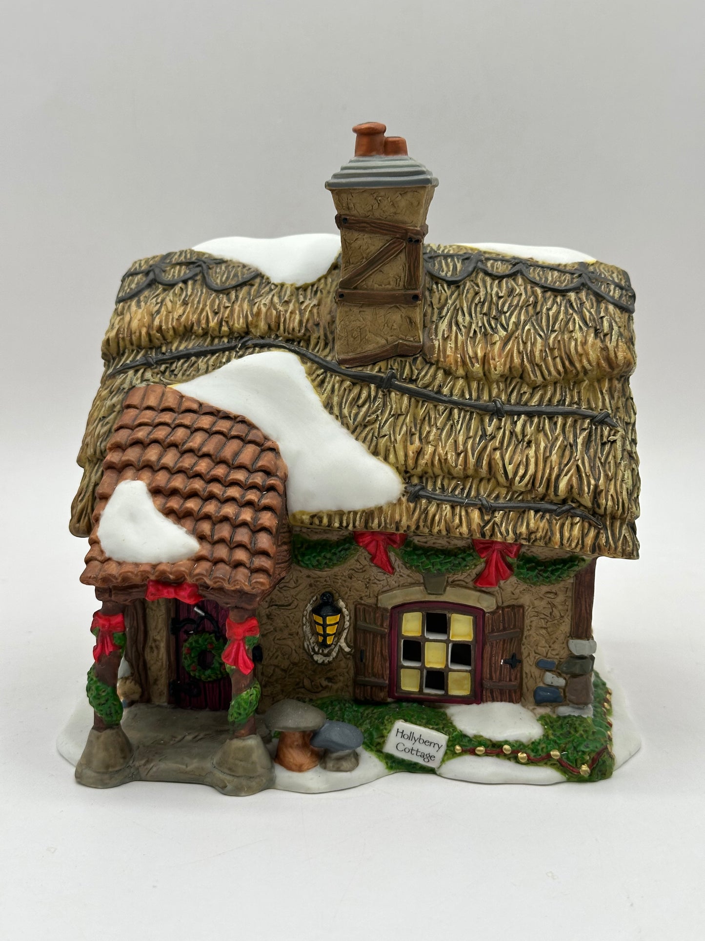 Department 56 - Hollyberry Cottage - Dickens' Village