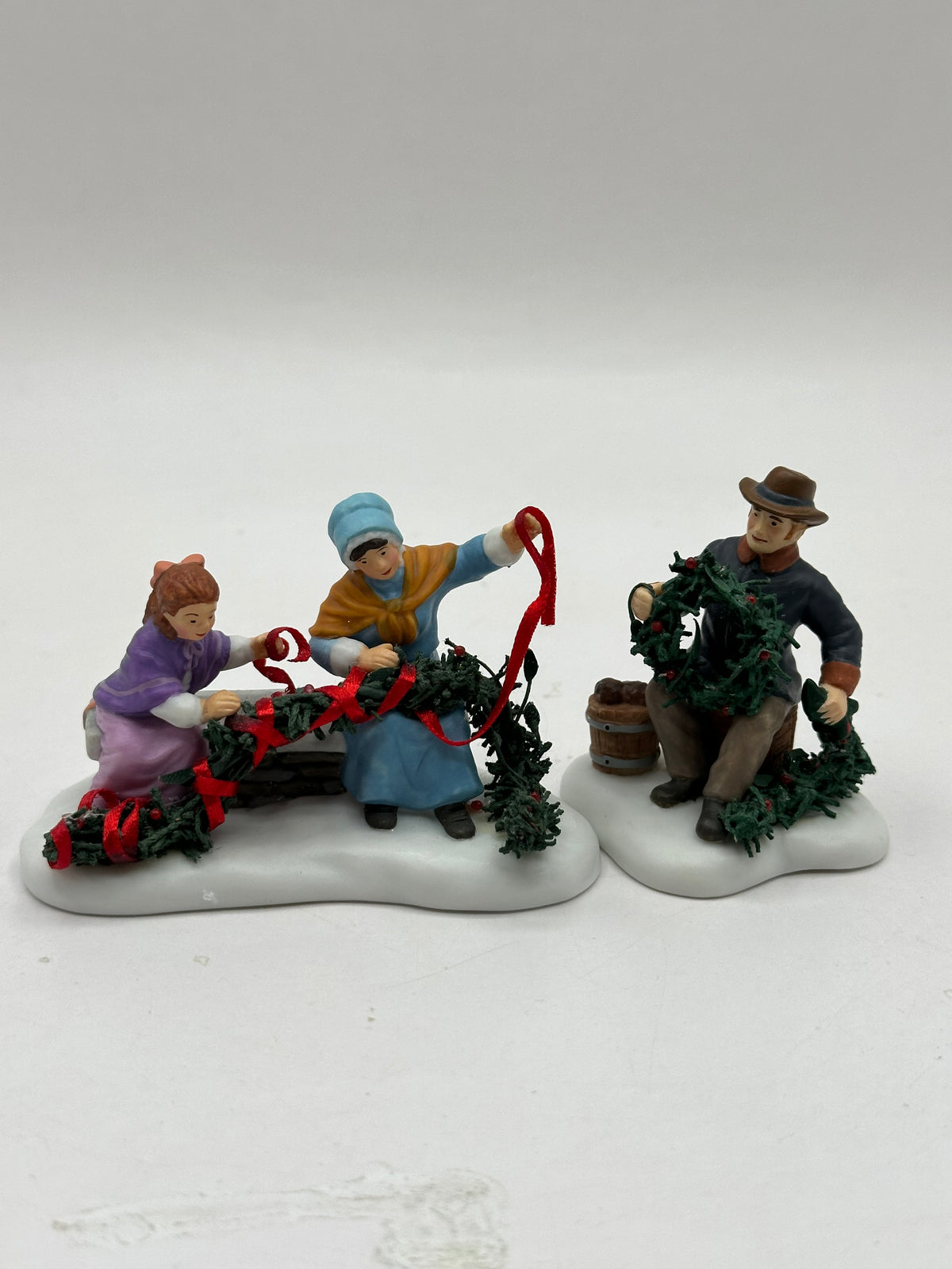 Department 56 - Decorating with Holiday Greenery - Dickens' Village