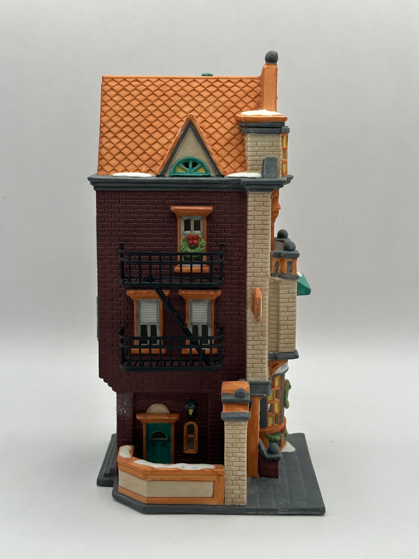 Department 56 - The Doctor's Office - Christmas in the City