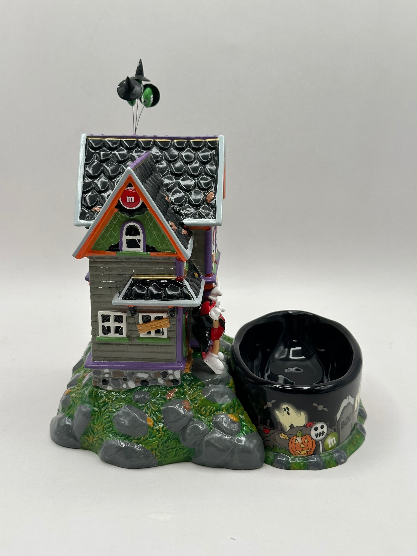 Department 56 - M&M's Haunted House Tours Lighted House & Candy Dish