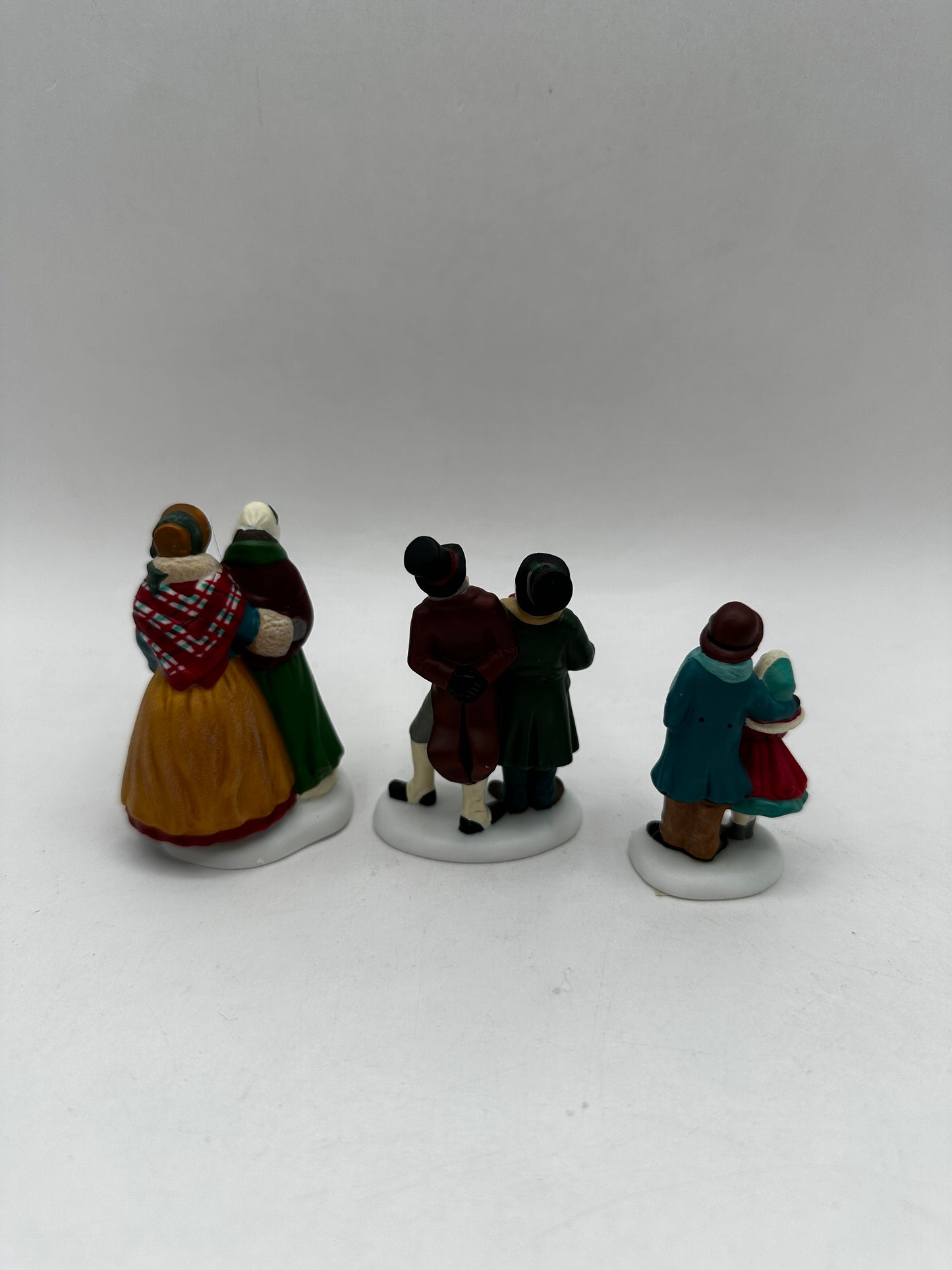 Department 56 - Christmas Carolers - Dickens' Village