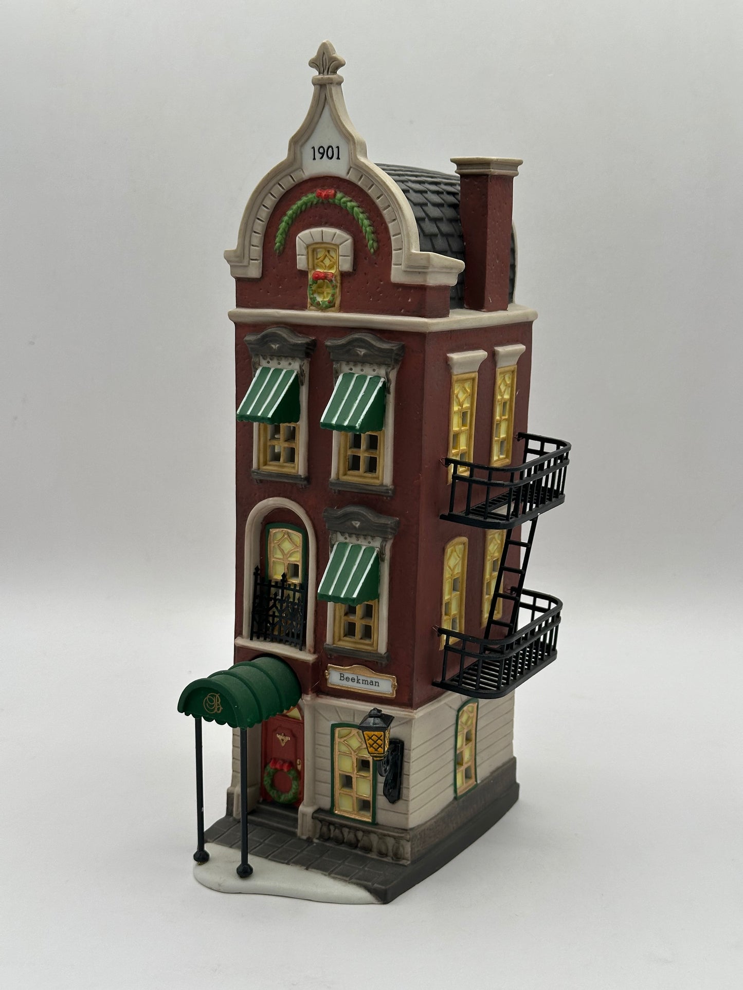 Department 56 - Beekman House - Christmas in the City