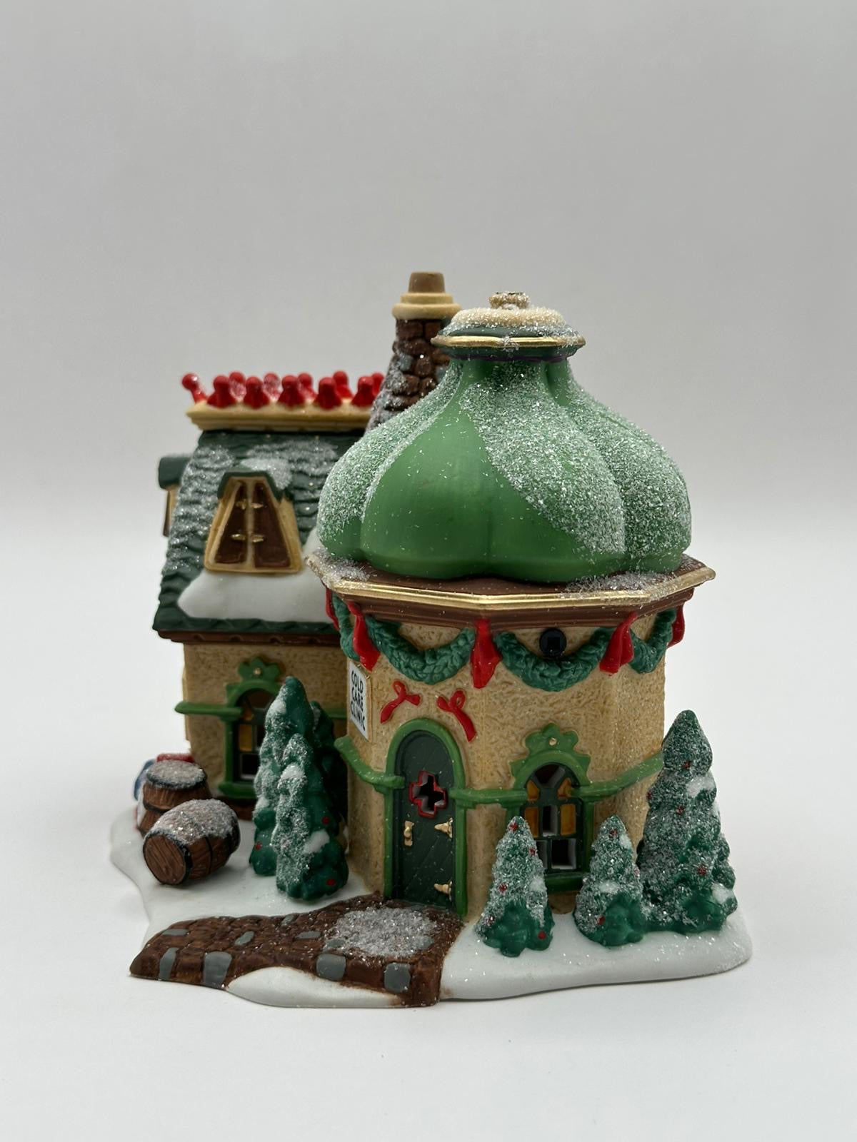 Department 56 - 'Elf Land' Cold Care Clinic - North Pole Series