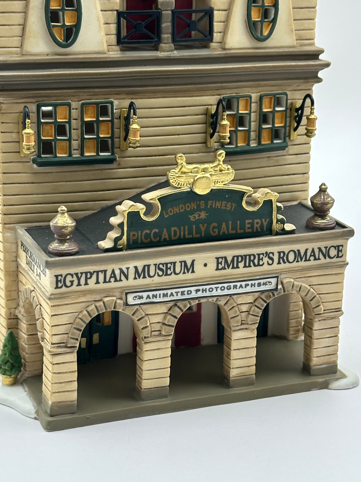 Department 56 - Piccadilly Gallery - Dickens' Village