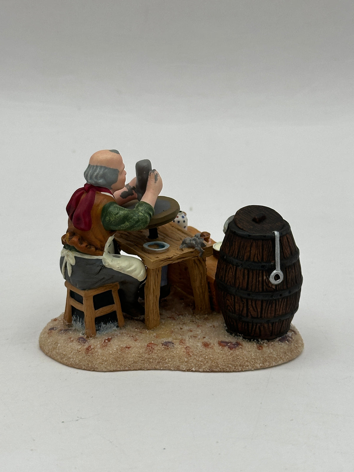 Department 56 - Master Potter - Dickens' Village