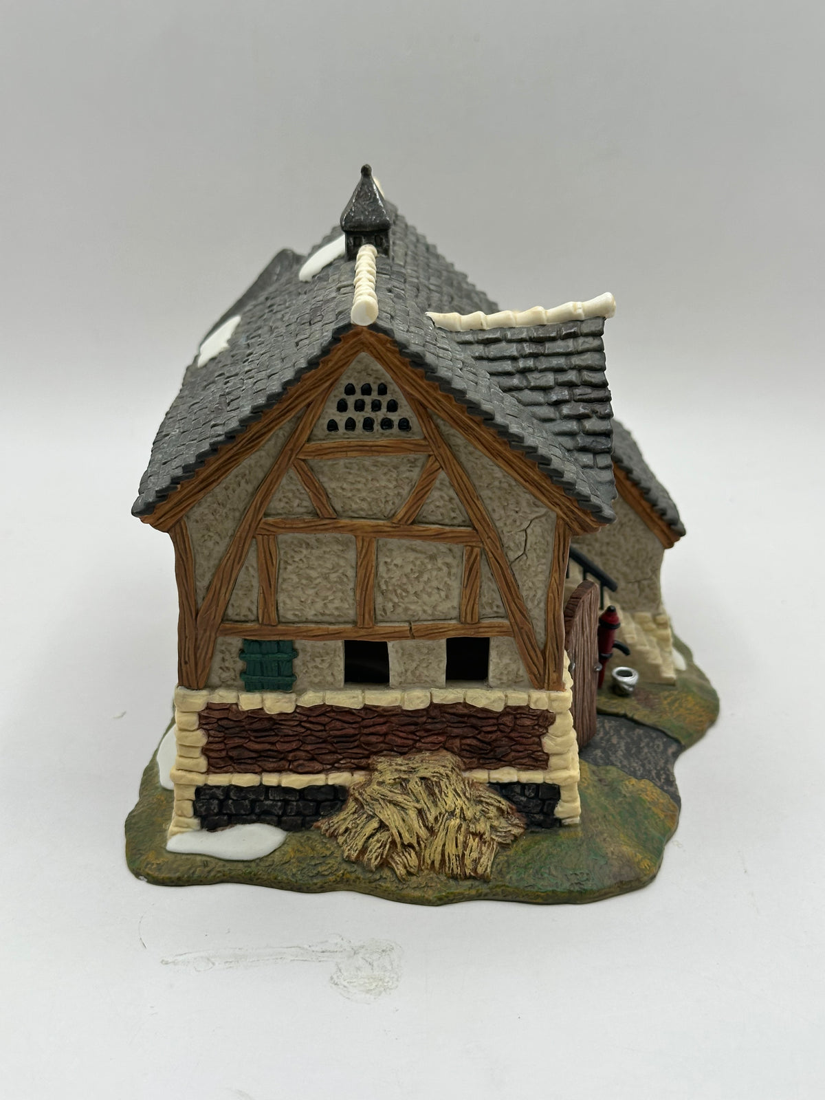 Department 56 - Frasier Family Barn - Dickens' Village
