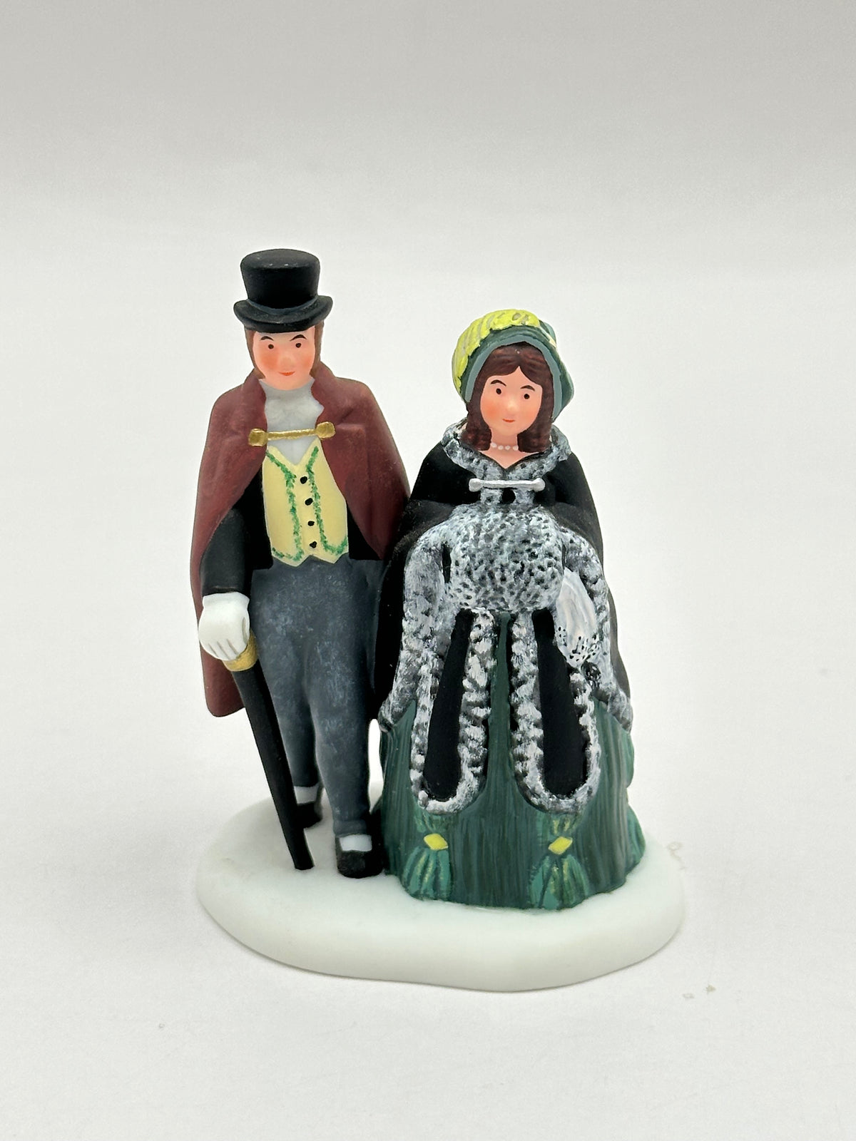 Department 56 - A Gentleman And Lady - Dickens' Village