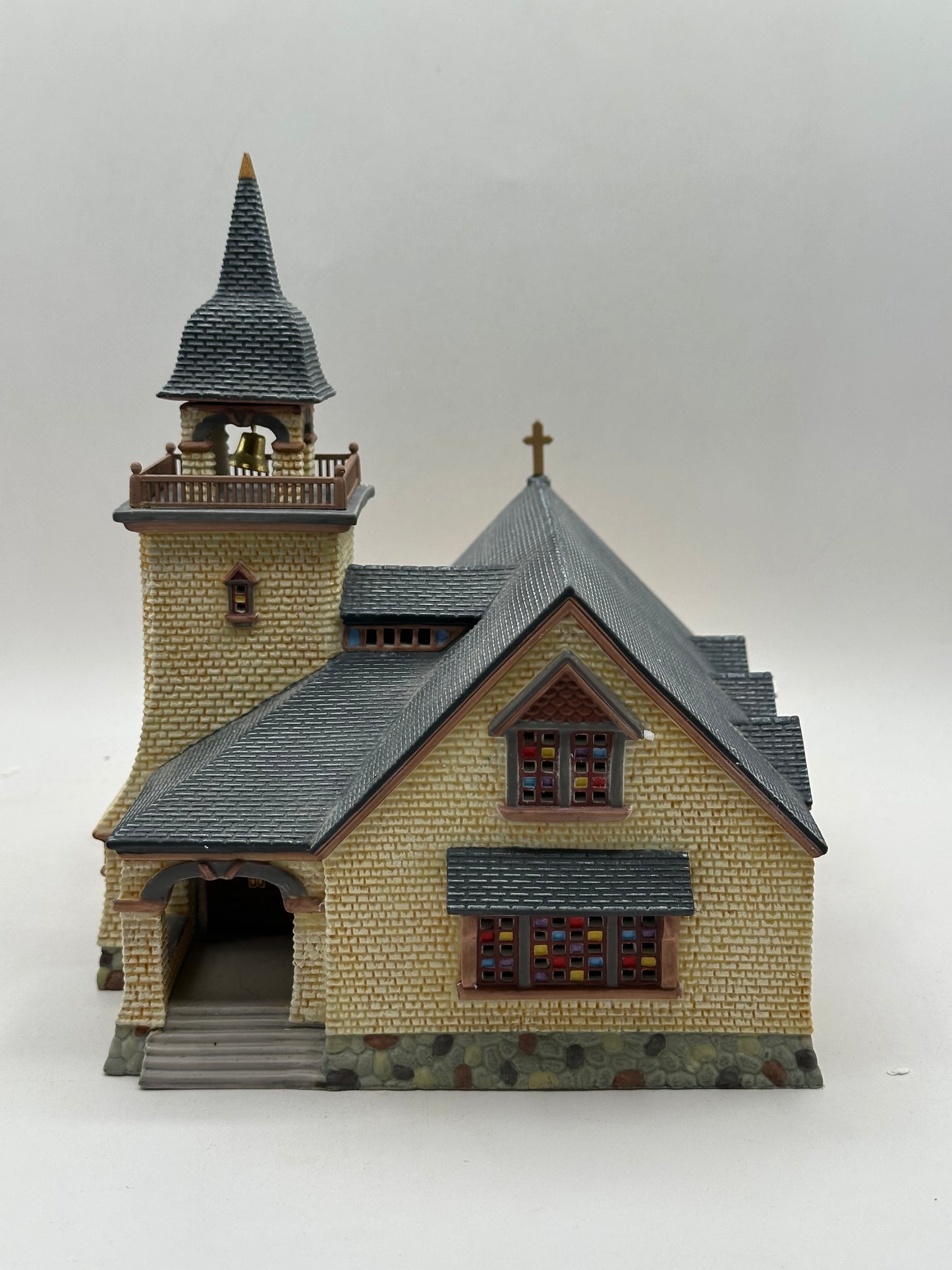 Department 56 - Chapel on the Hill - Seasons Bay
