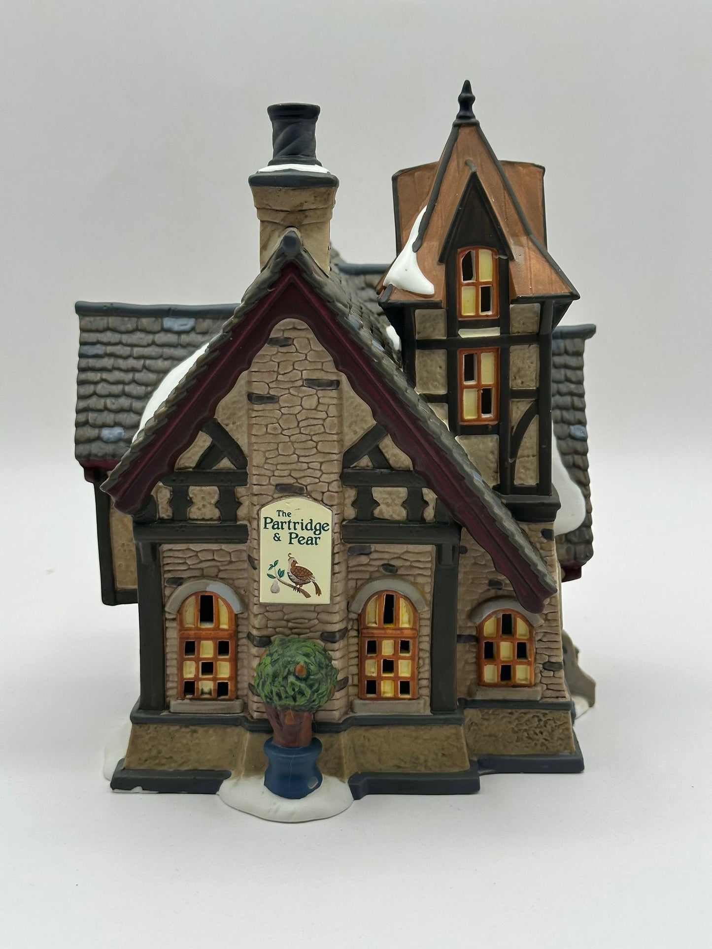 Department 56 - The Partridge & Pear (12th Night) - Dickens' Village