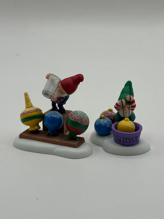 Department 56 - Glitter Detail - North Pole Series