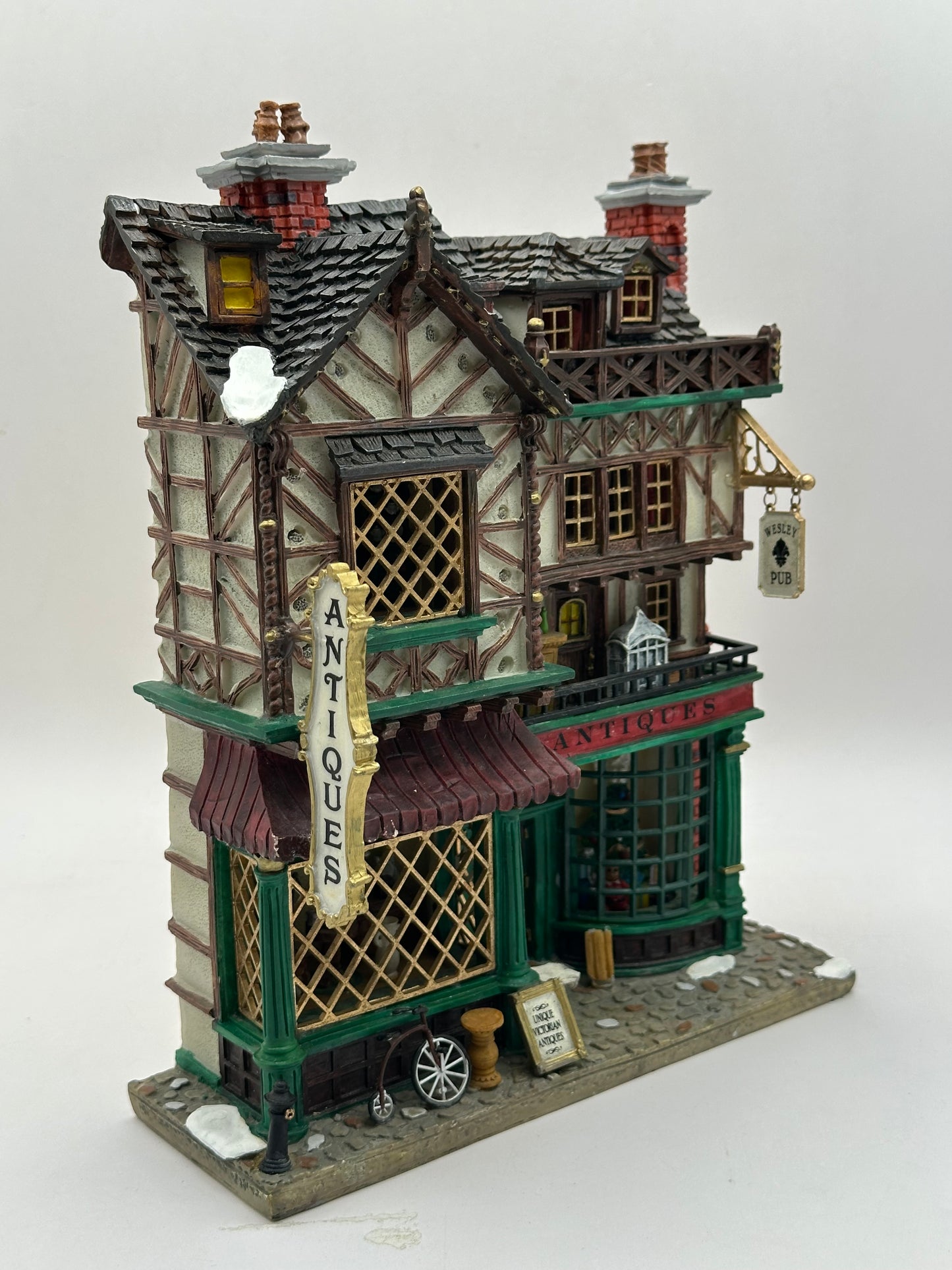Ashton Antiques (Facade) | Lemax