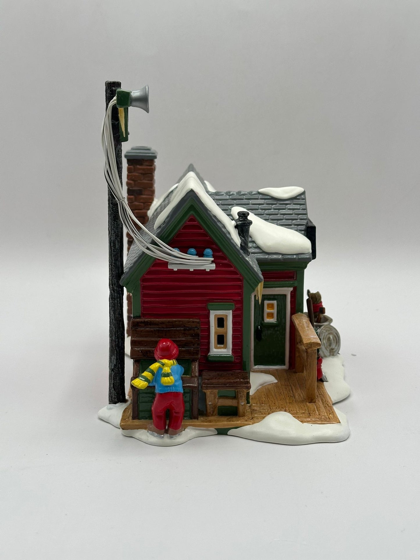 Department 56 - Winter Park Warming House - Original Snow Village
