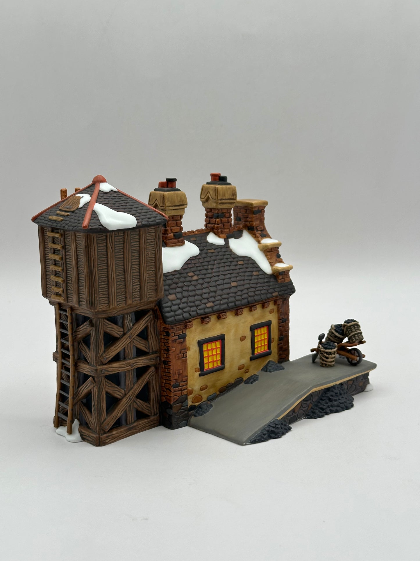 Department 56 - The Locomotive Shed & Water Tower - Dickens' Village