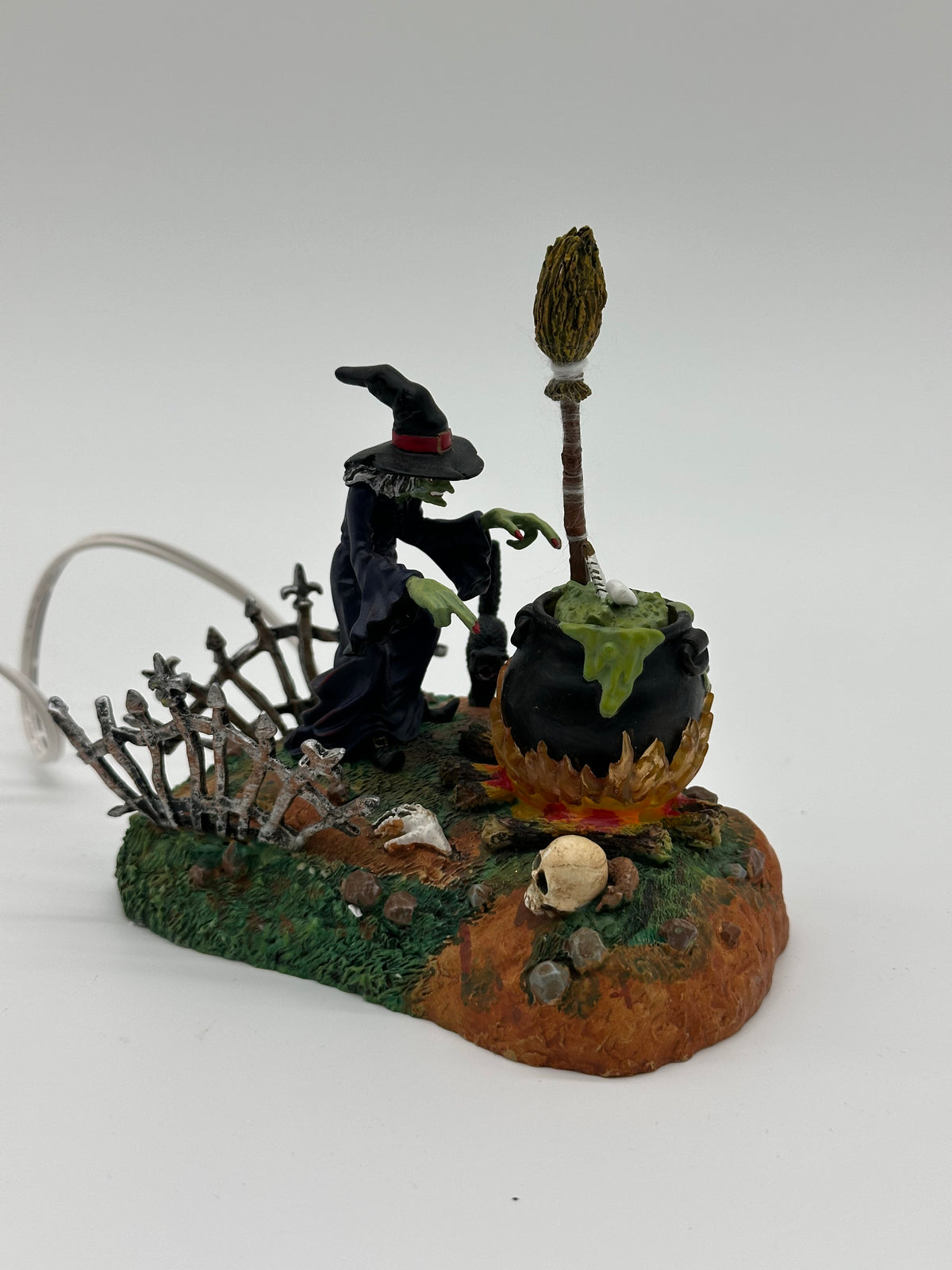 Department 56 - Animated Hocus Pocus Witch - Halloween