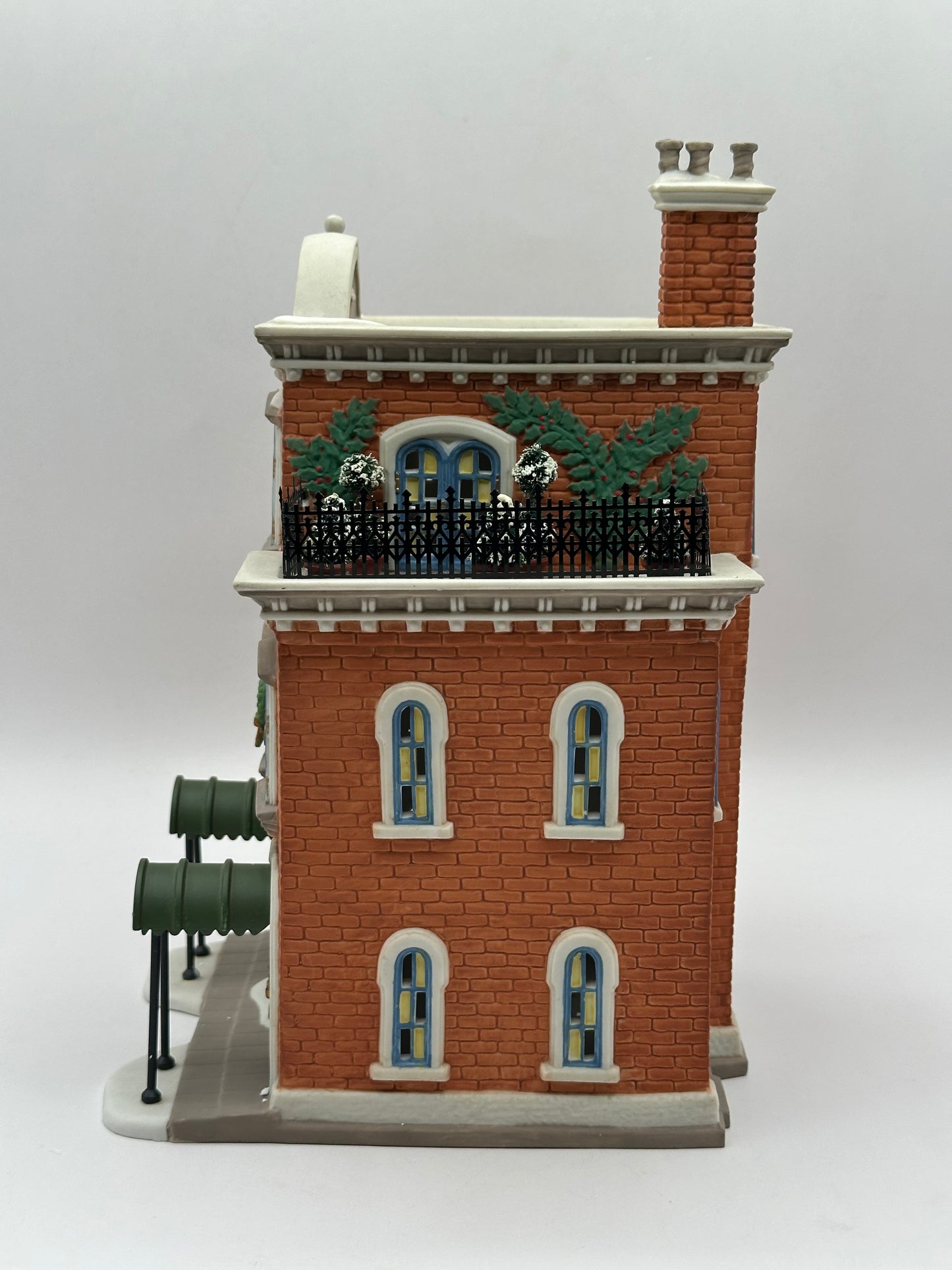 Department 56 - Ivy Terrace Apartments - Christmas in the City