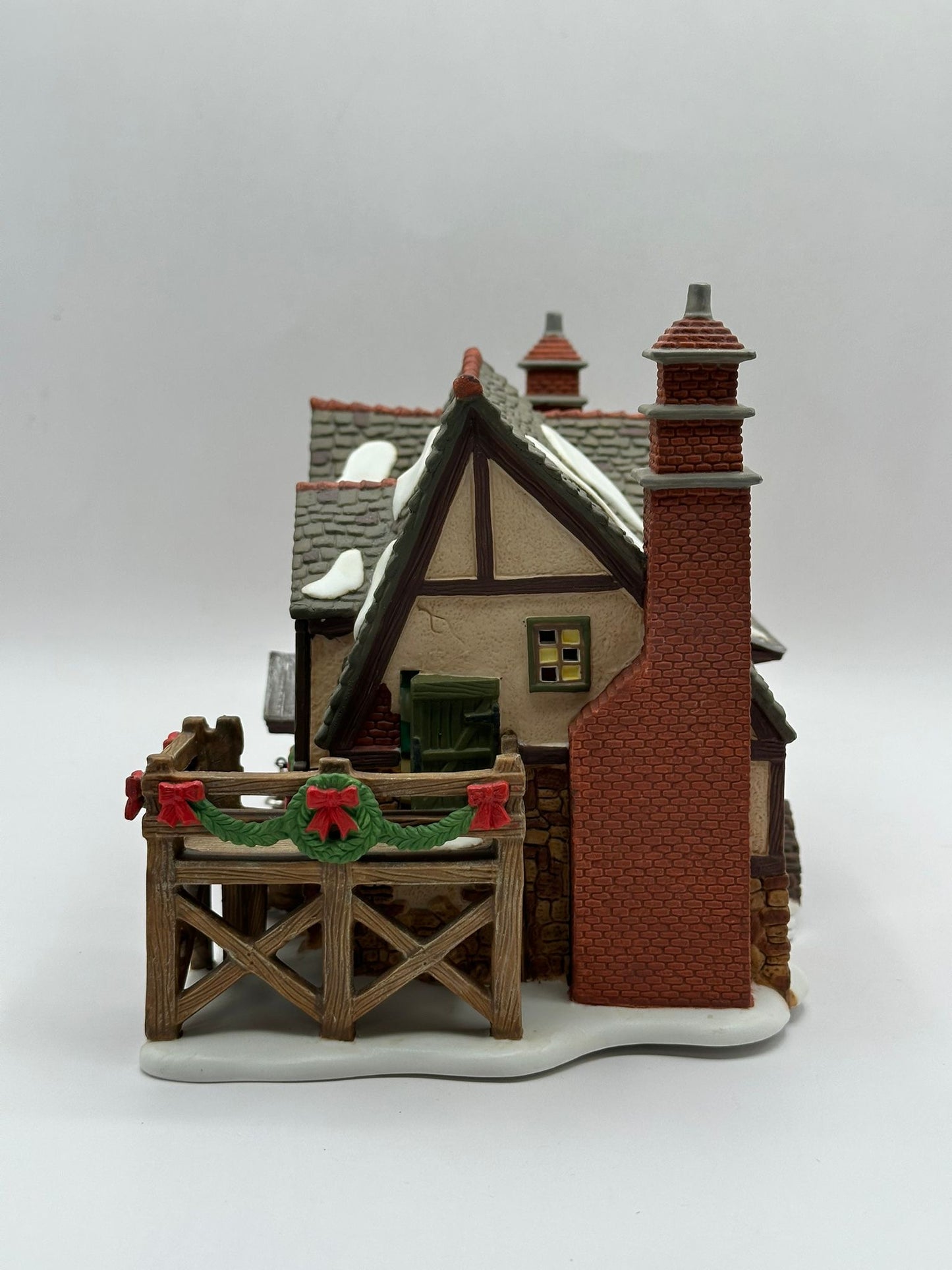 Department 56 - Fezziwig's Ballroom - Dickens' Village