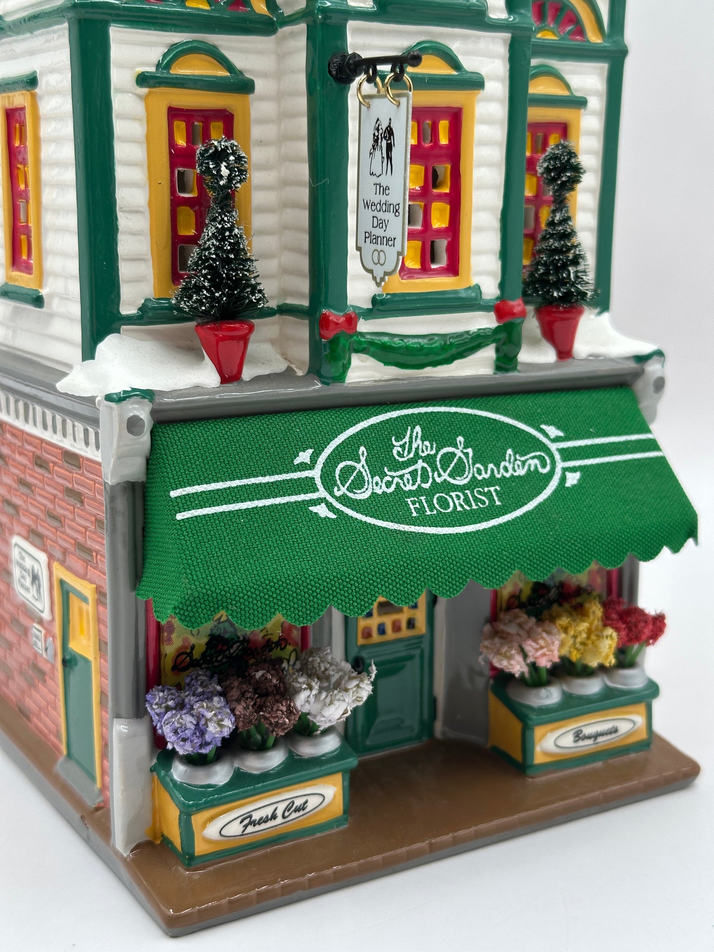 Department 56 - The Secret Garden Florist - Original Snow Village