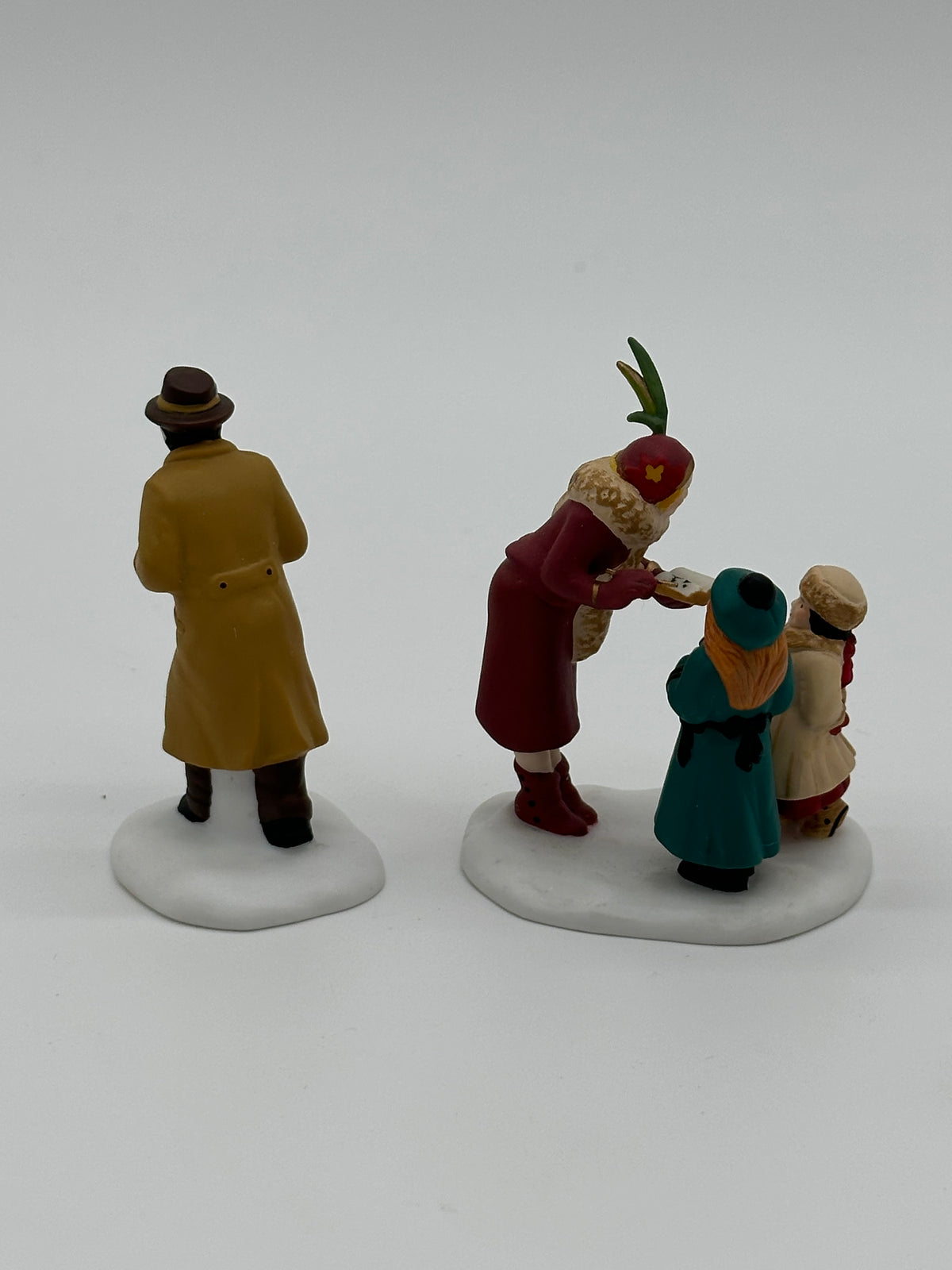 Department 56 - Big Smile For The Camera - Christmas in the City