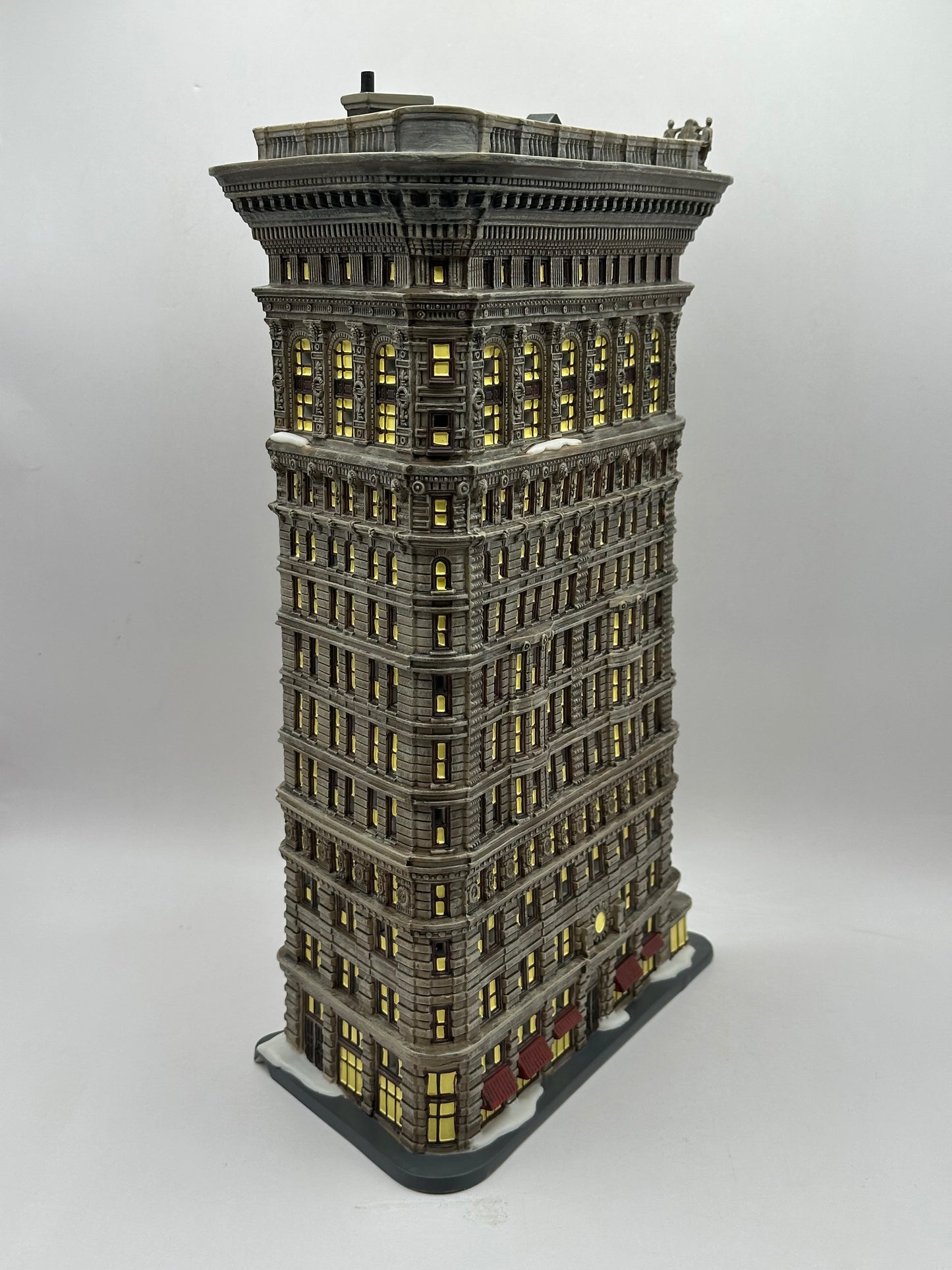 Department 56 - Flatiron Building - Christmas in the City