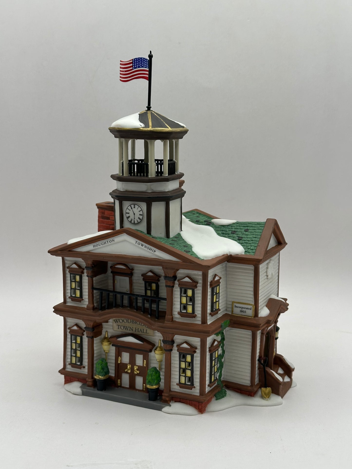 Department 56 - Woodbridge Town Hall - New England Village