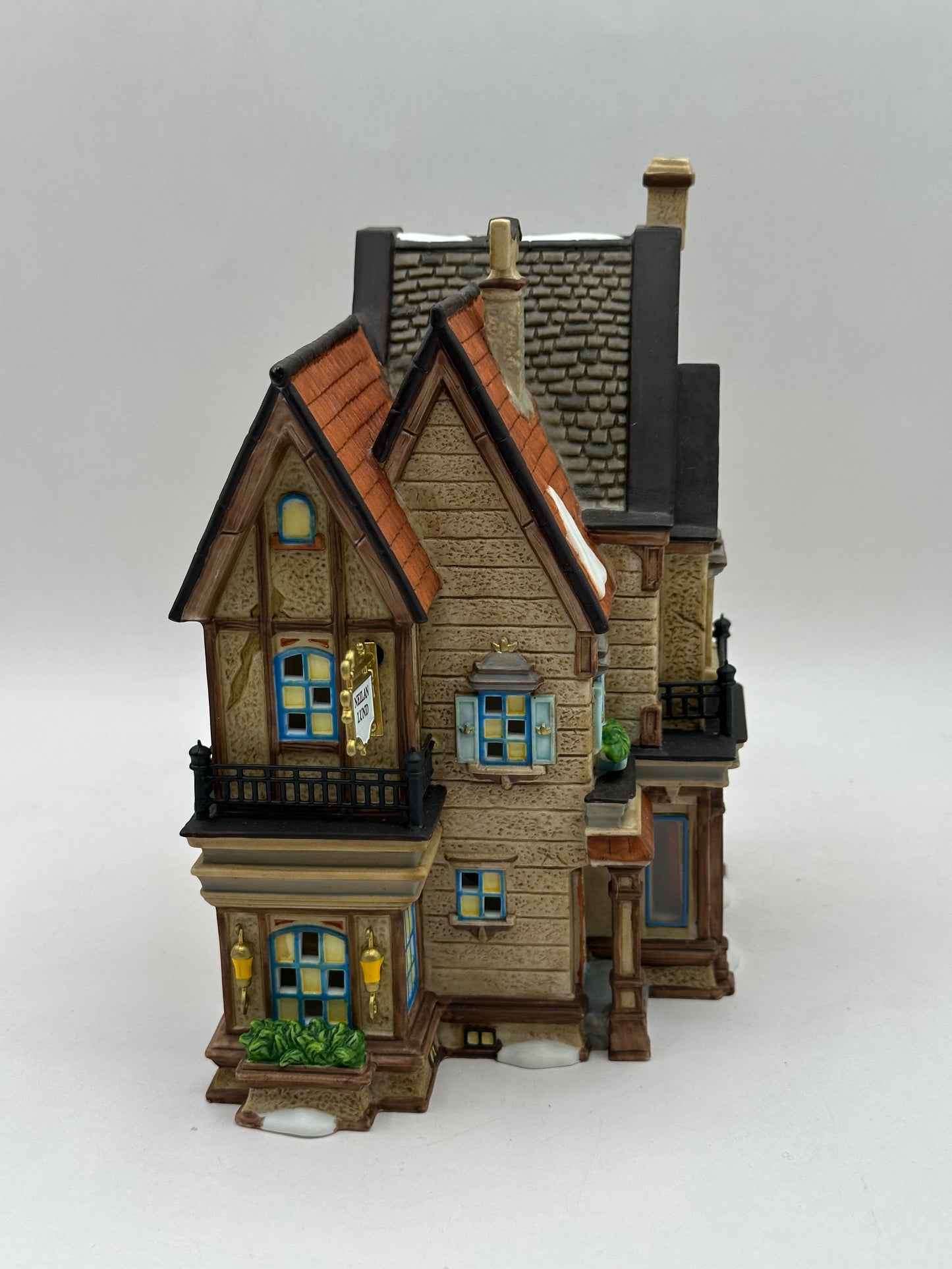 Department 56 - The Neilan Lund Gallery - Dickens' Village