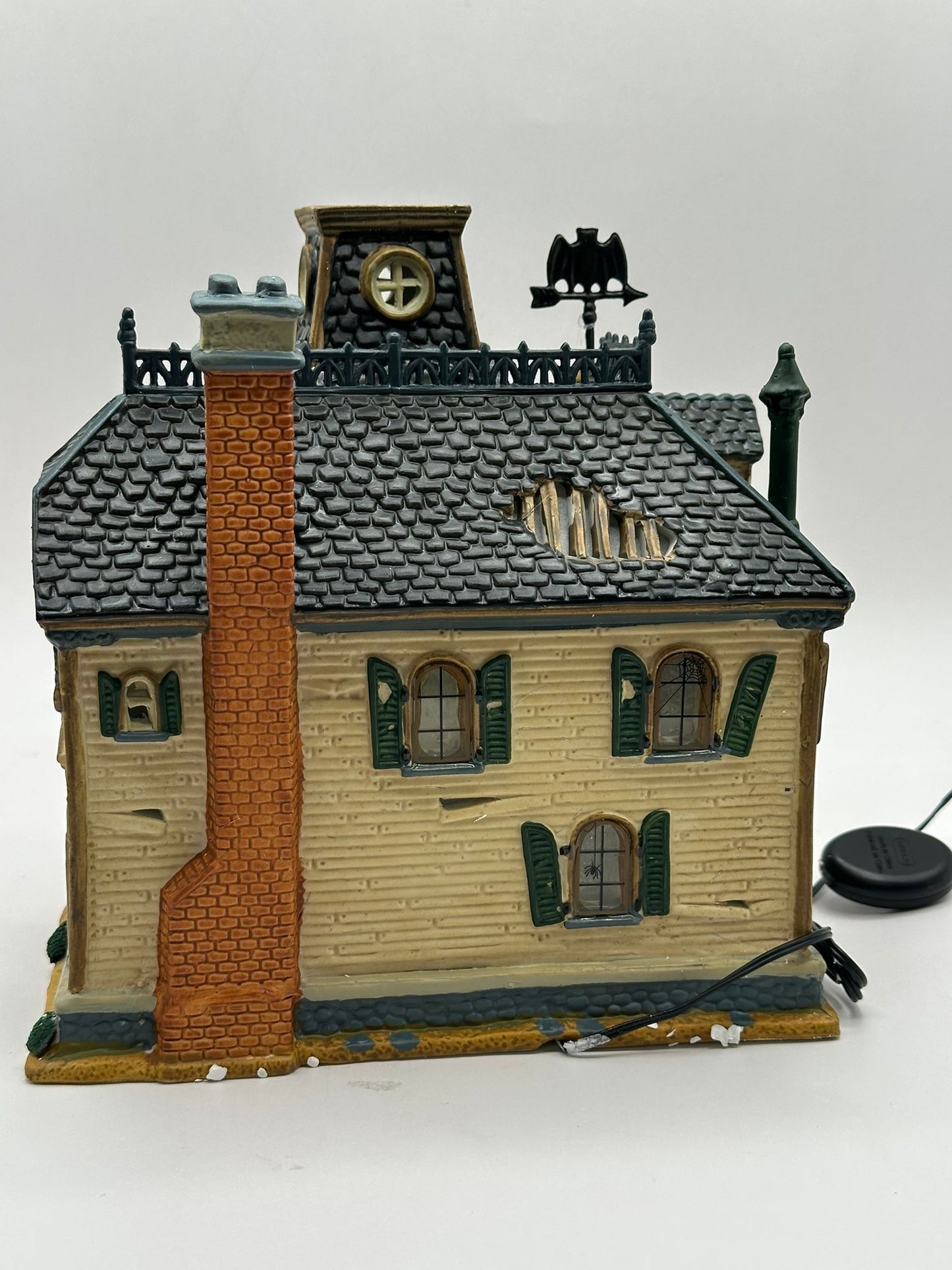 Lemax Spooky Town - Greaves Manor