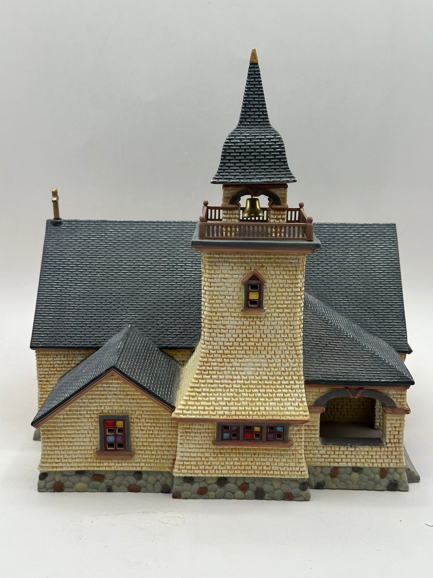 Department 56 - Chapel on the Hill - Seasons Bay