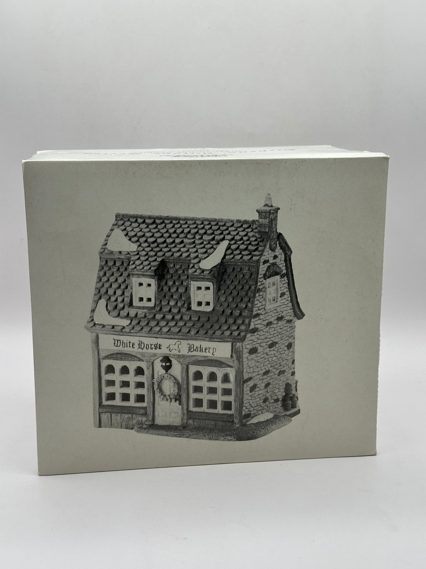 Department 56 - White Horse Bakery - Dickens' Village